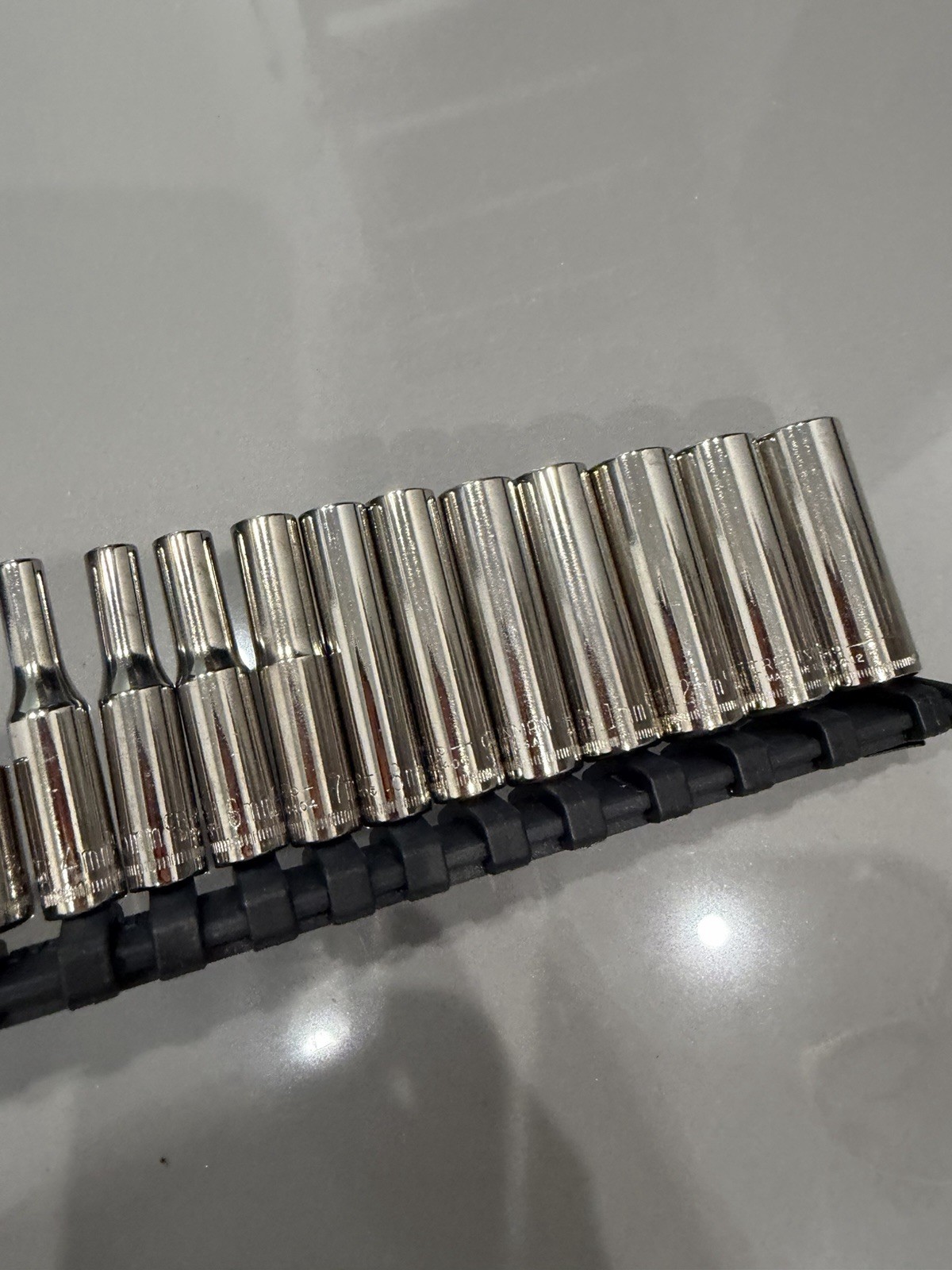 Craftsman USA 21pc Deep And Shallow 1/4″ Drive Metric Socket Set, 6PT