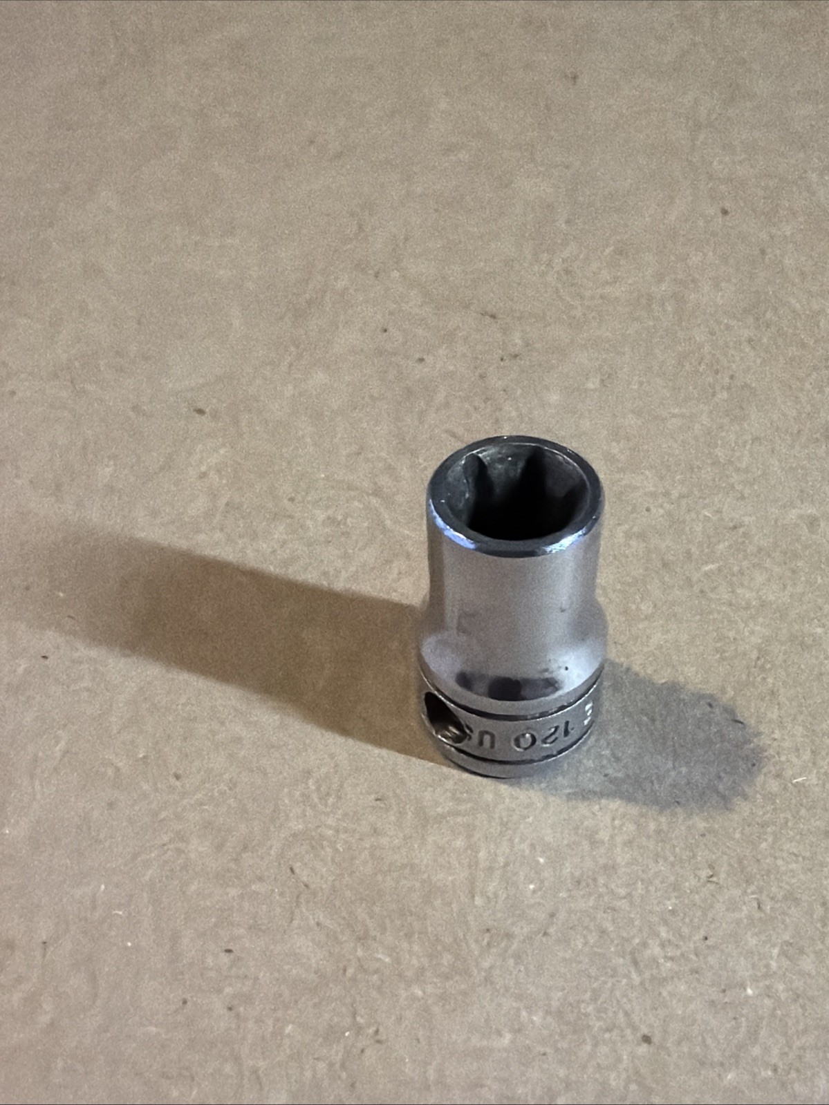 Snap On 3/8″ Drive E12 Shallow Inverted Torx Socket FLE120
