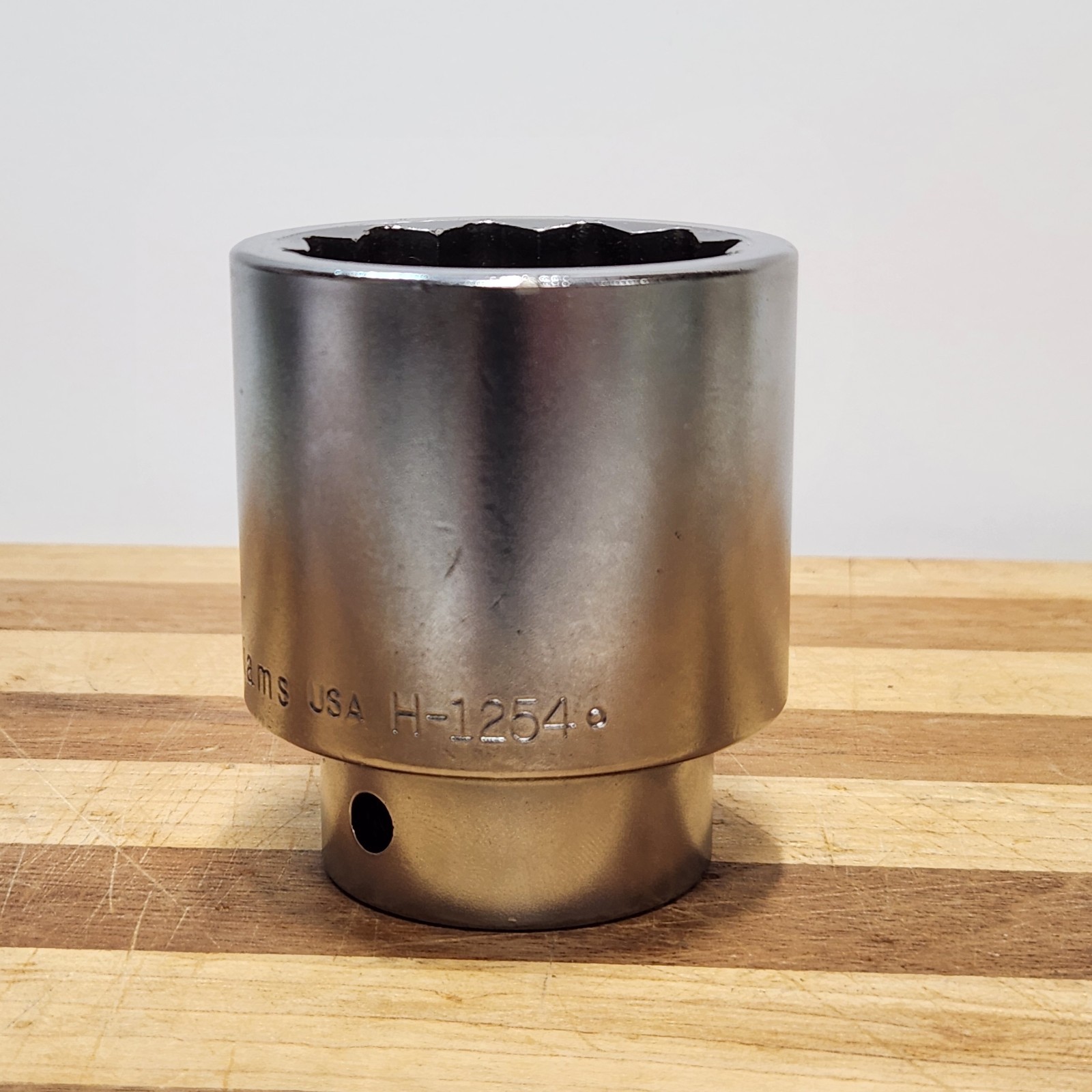 Williams Shallow Socket H-1254 12-Point 3/4 Inch Drive 1-11/16 Socket like new