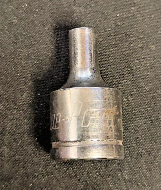 Blue Point Tools BLPTE385 E5 3/8″ Drive External Torx Shallow Socket Female LN