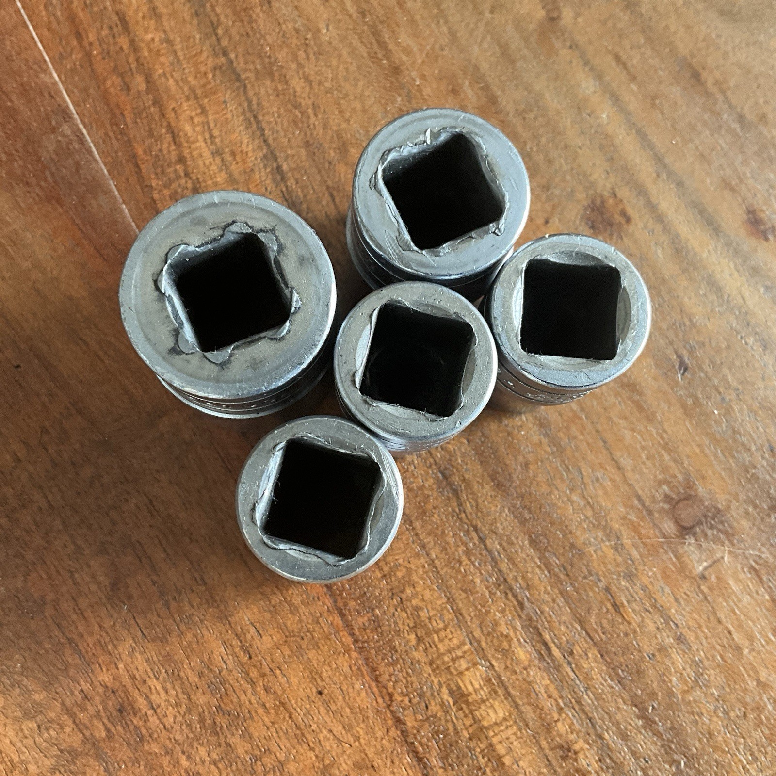 5 Vintage Snap On 1/2″ Drive Sockets SW161 SW181 SW201 SW241 SW281