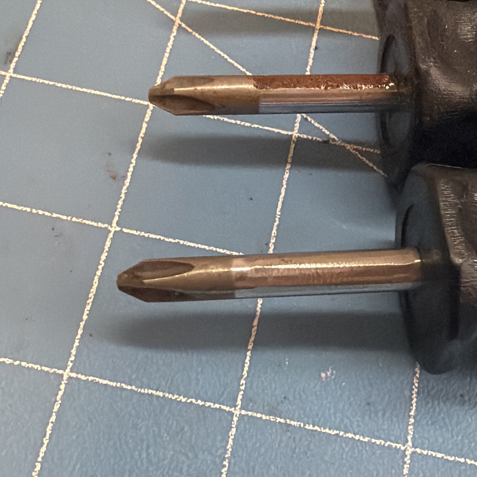 Vintage Snap-on Phillips Stubby Screwdriver SDDP22 Black Handle you get 1 of 4