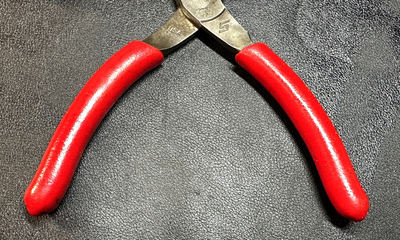 SNAP ON 95ACF 6″ Talon Grip™ Needle Nose Pliers (Red) USA
