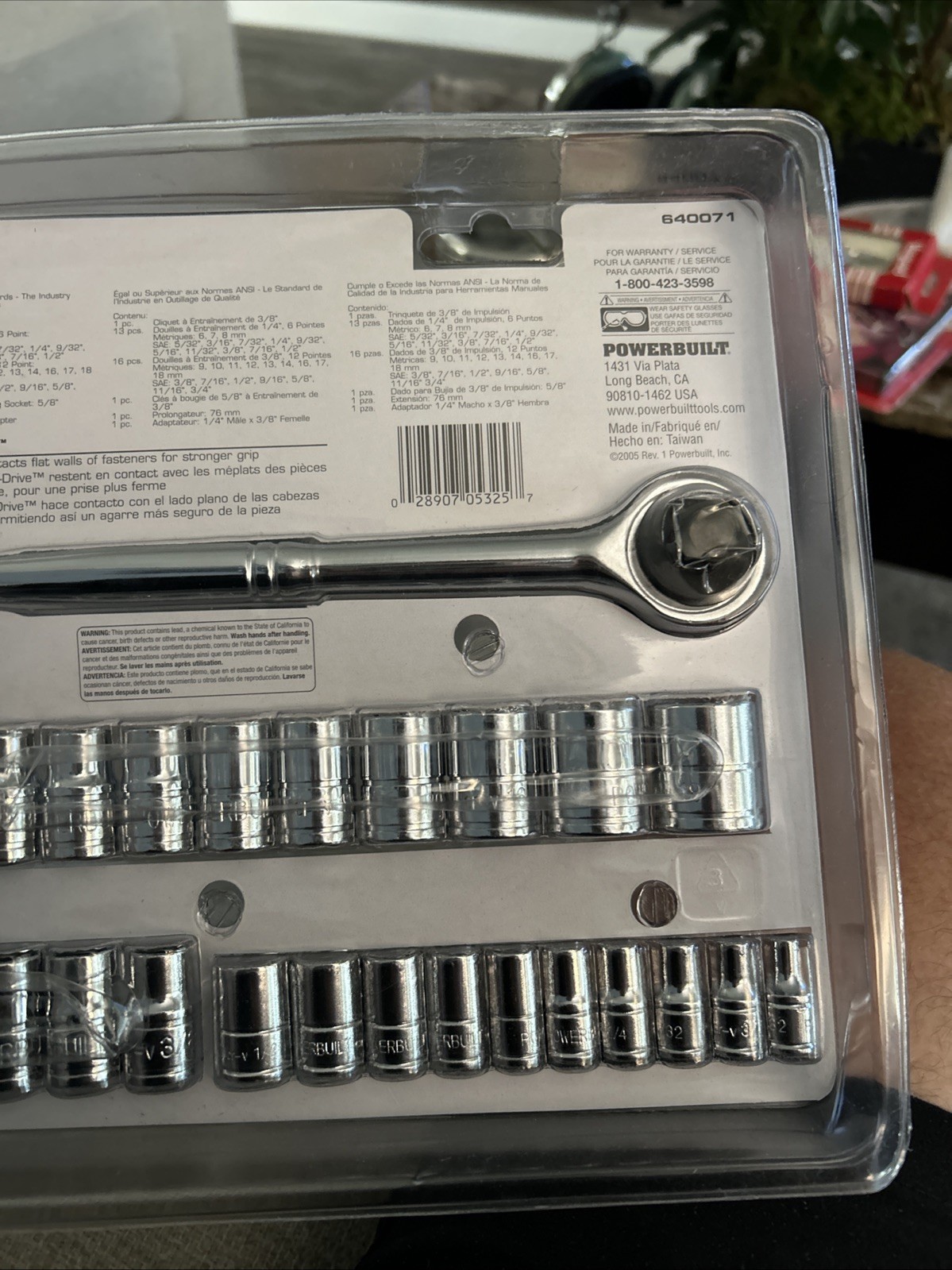 Powerbuilt 33 Piece Socket Set. SAC & metric 6,mm To 18mm. 5/32″ To. 3/4″