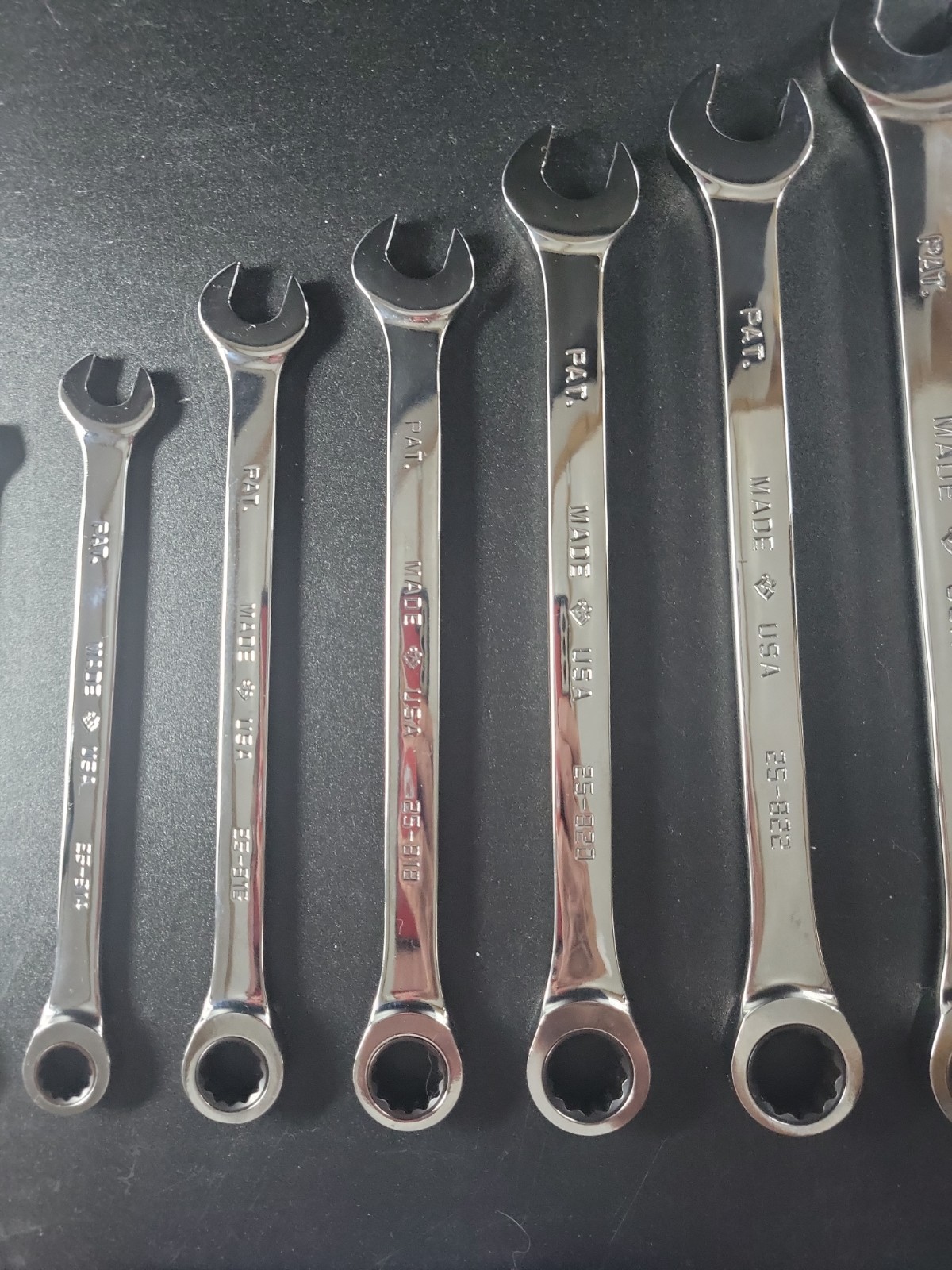 Armstrong Industrial Hand Tools 10 pc SAE, 1/4″- 3/4″, 12 Pt. Wrench Set Kit