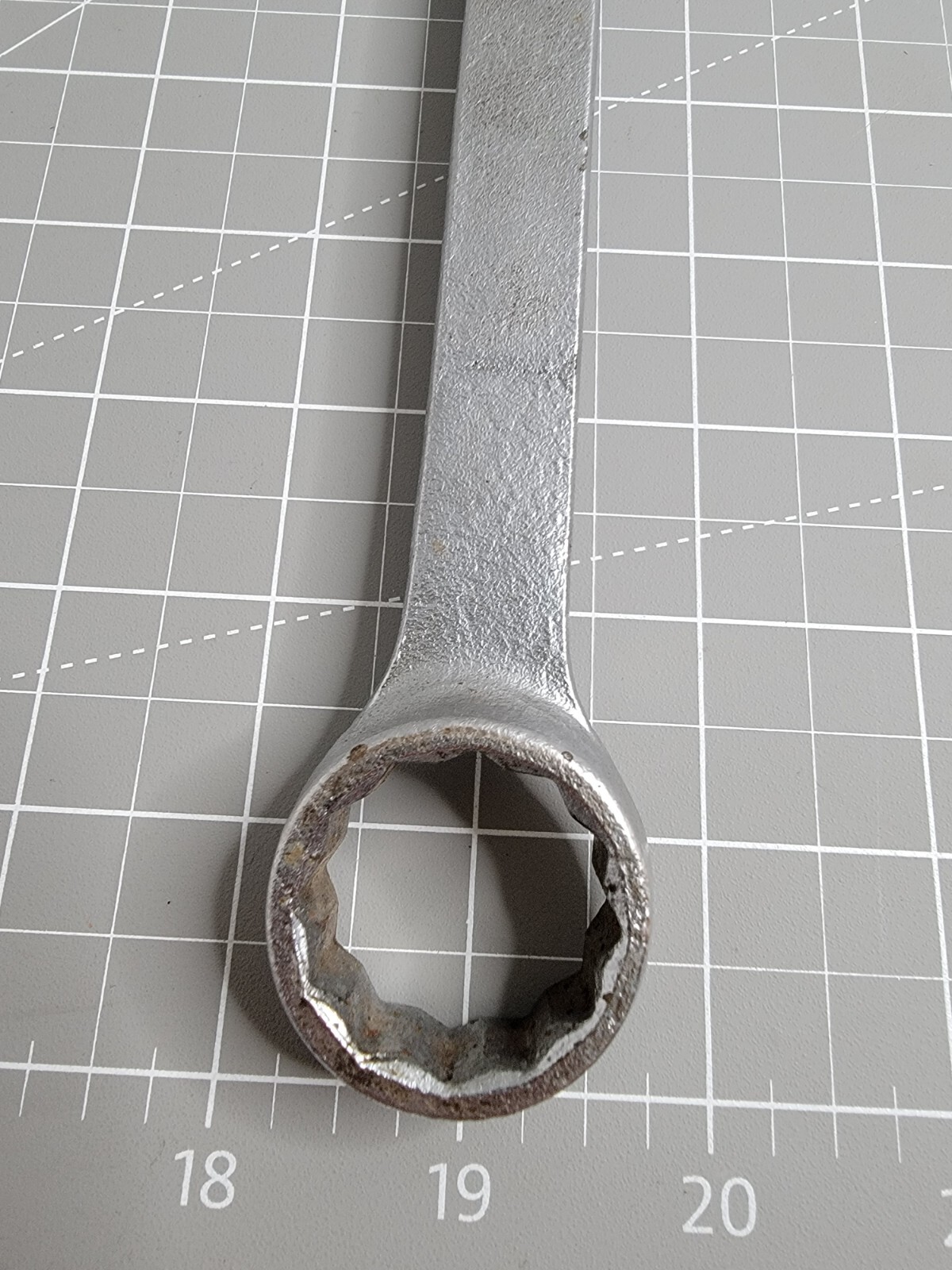 1″ Combination Wrench 12-Point Box End C-15 Large Good Used Vanadium Tool Co
