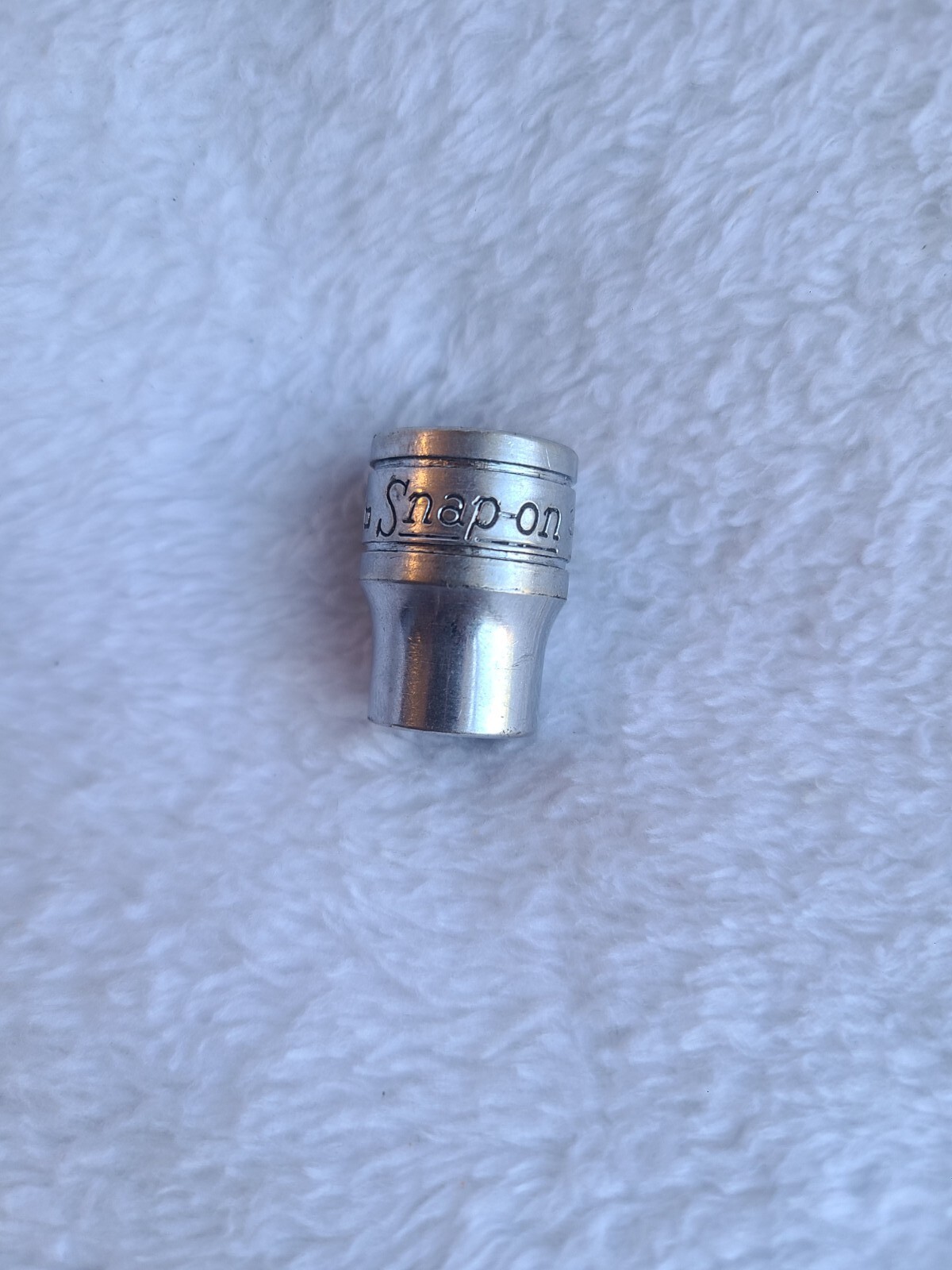 Snap-on F-121 3/8 Socket 3/8 Drive Made In USA 12pt