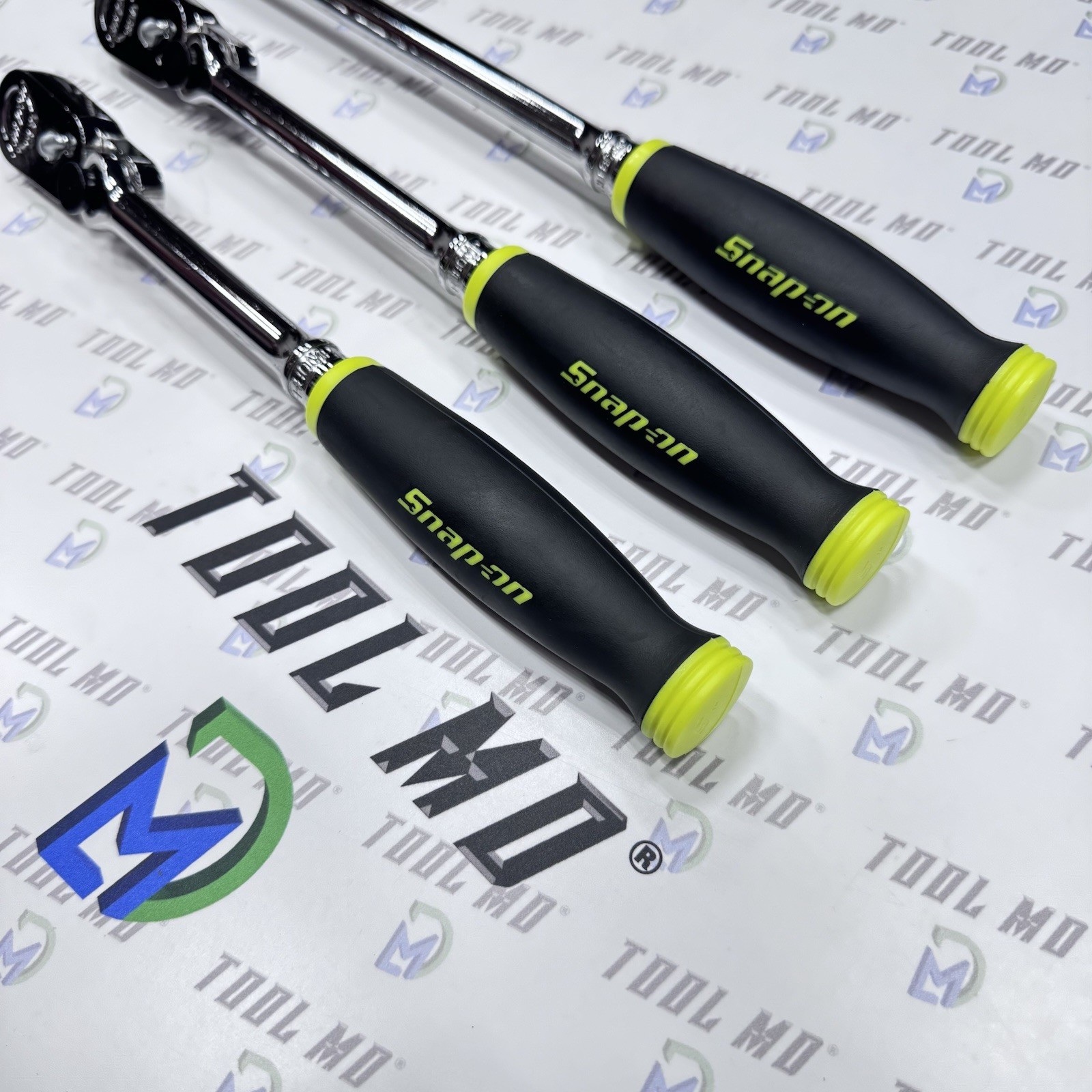 Snap-on Tools USA NEW HI VIZ YELLOW 3/8″ Drive Multi-Position Ratchet Set FH80MP