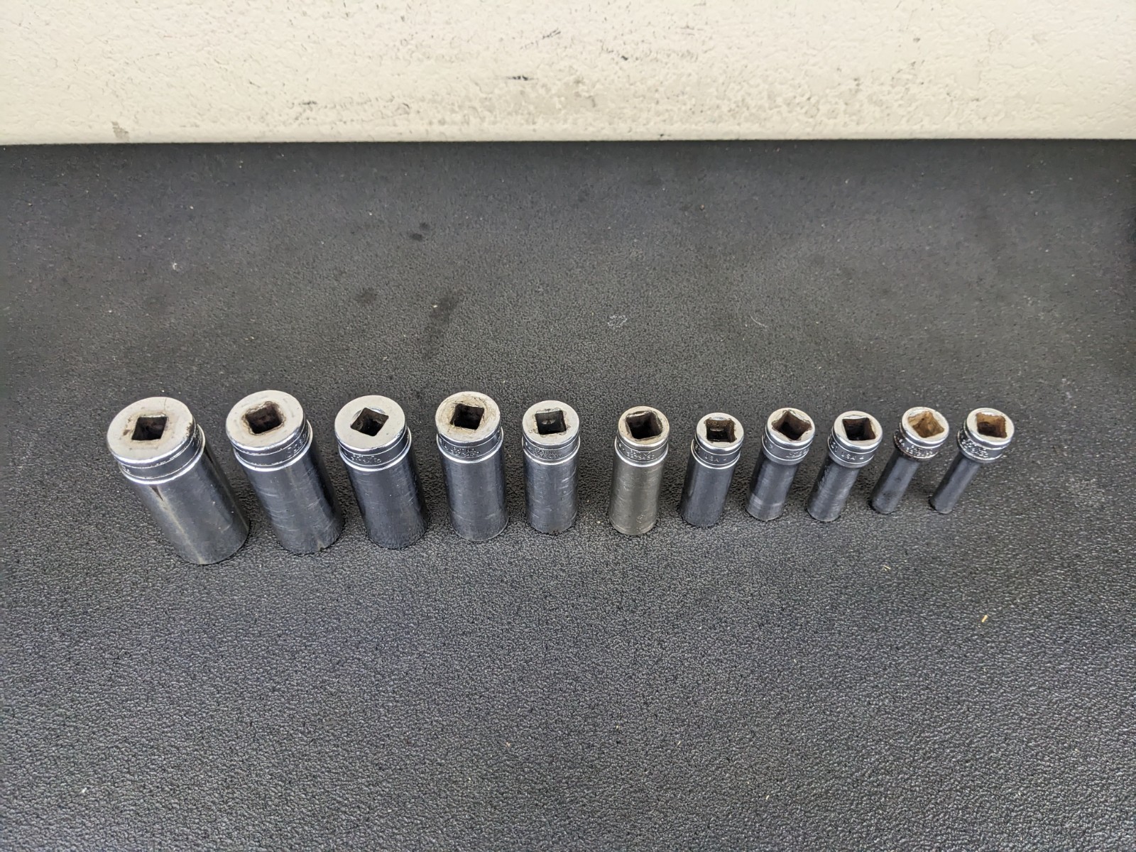 #bo384 Snap on Tools 211SFSY 3/8″ Drive Deep Chrome Socket Set Socket Set