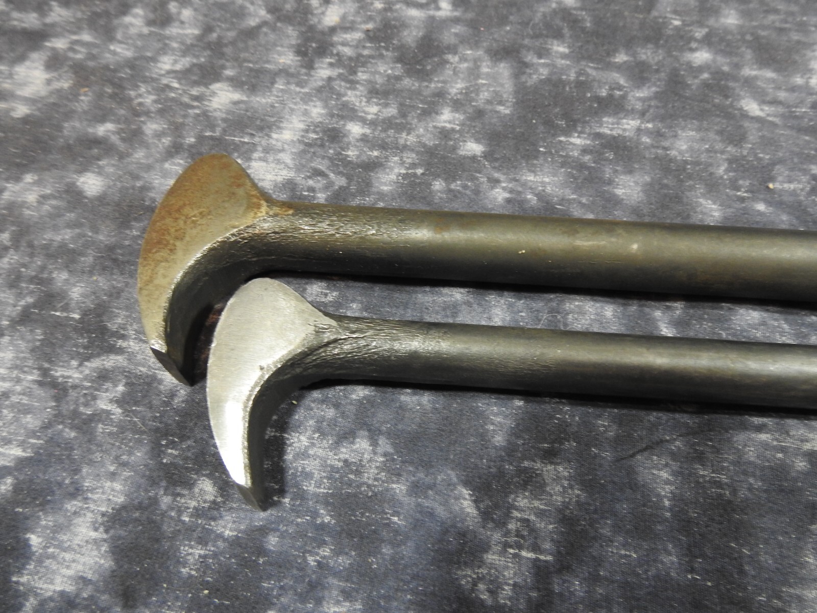 Vintage Lady Foot Pry Bars Lot 2 19.5 Inches Long & 15.5 Inches
