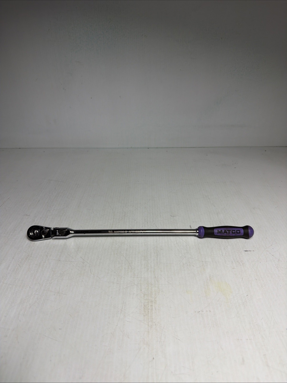 Matco Tools 1/4″ Dr 13.5″ Long Purple Grip Fine Tooth Locking Ratchet AFR128LFX