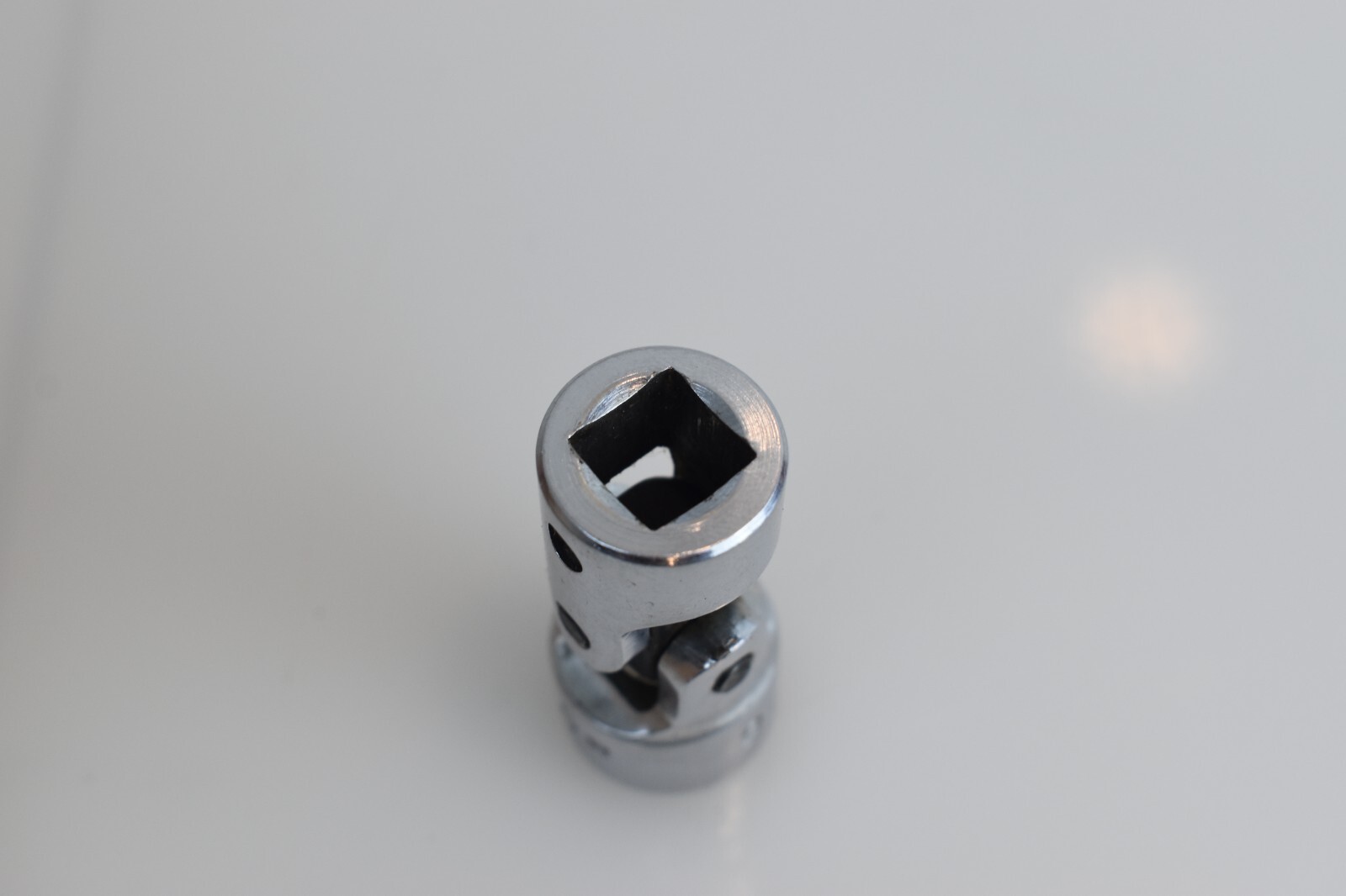 Mac Tools USA XU186 9/16″ SAE Shallow Swivel Socket 3/8″ Drive 6 Point Chrome