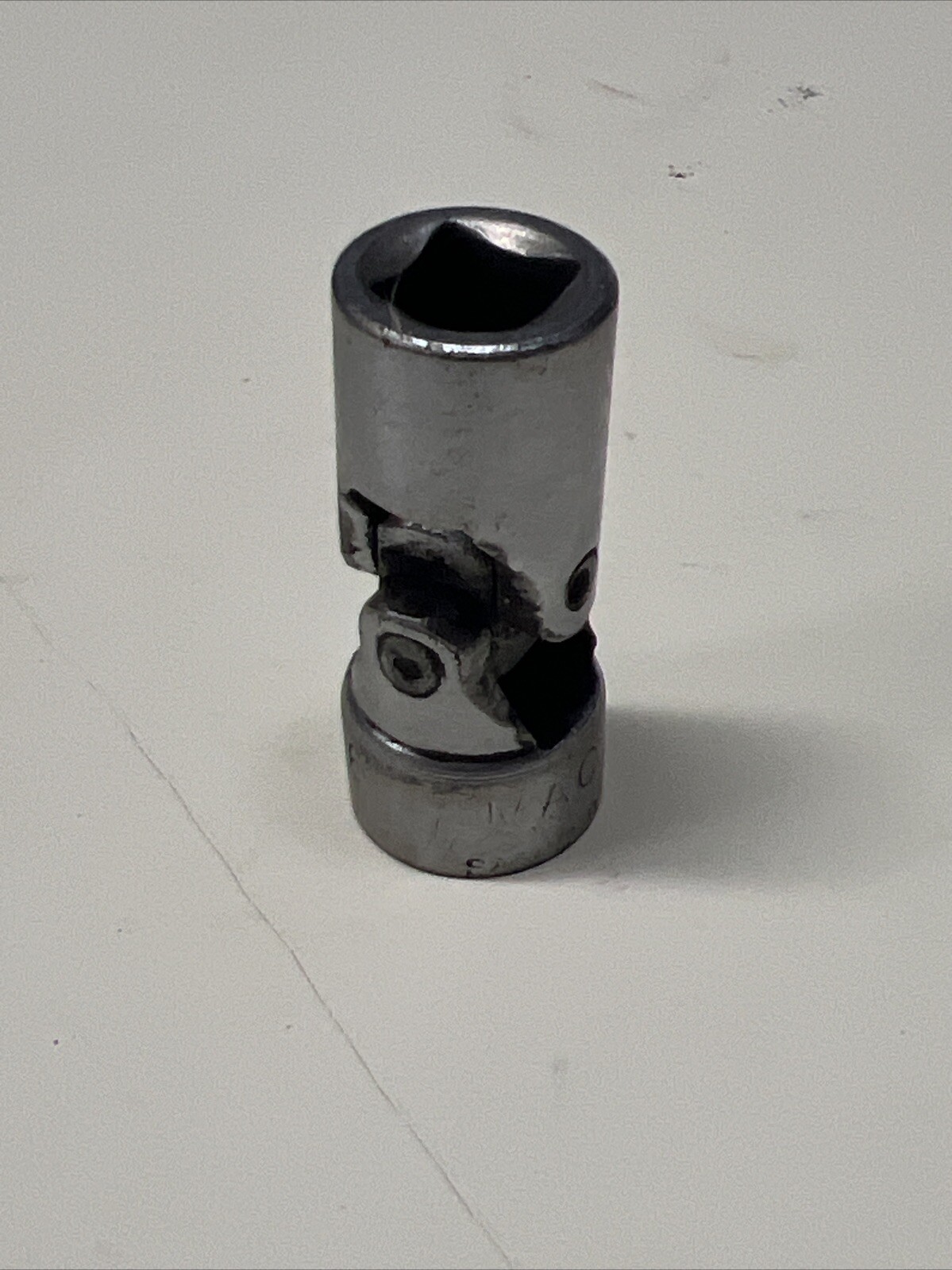 Mac Tools XU186R 9/16” Swivel Universal Socket 3/8” Drive 6 Point USA #7D1