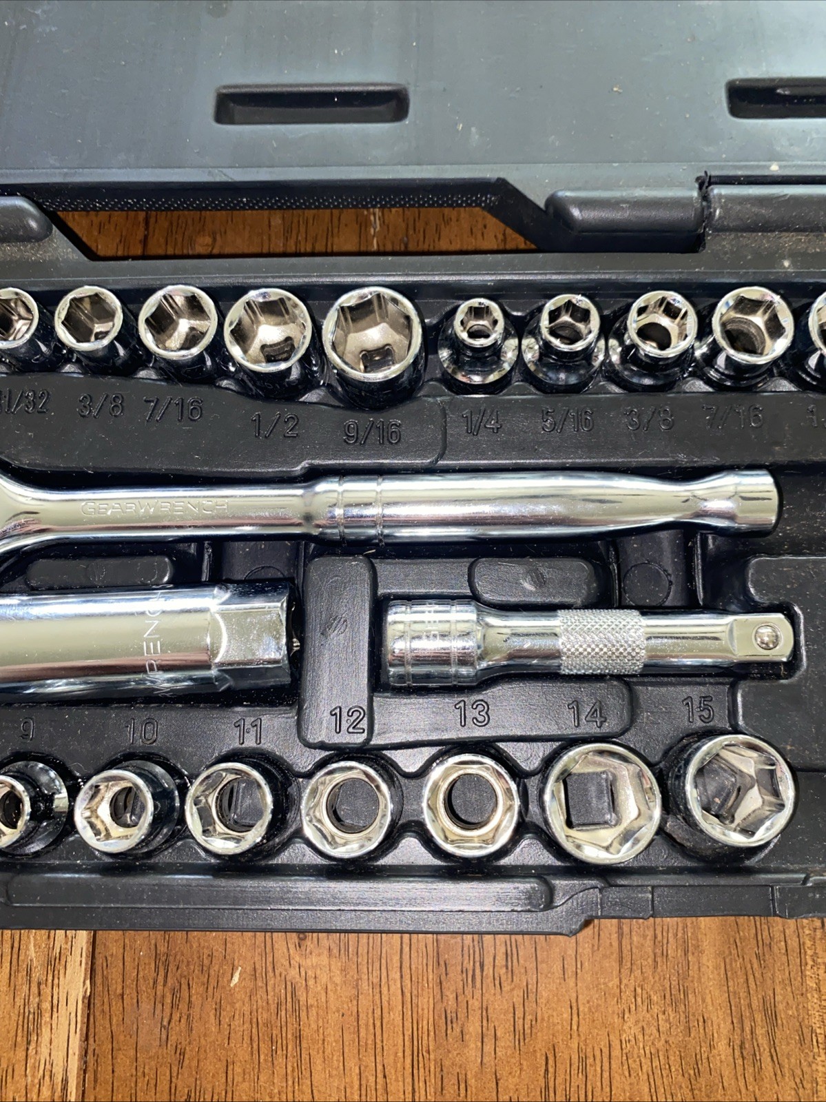 GearWrench 39 Piece 6pt Socket Set Metric and SAE 3/8″ and 1/4″