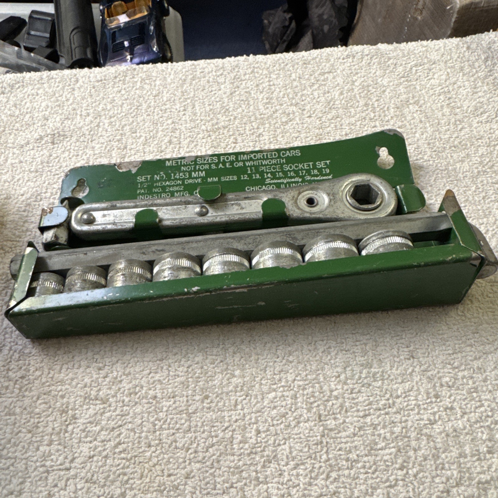 Indestro MFG. CORP. Socket Set No.1453 MM Metric Sizes 11pcs & Stand ( Read )