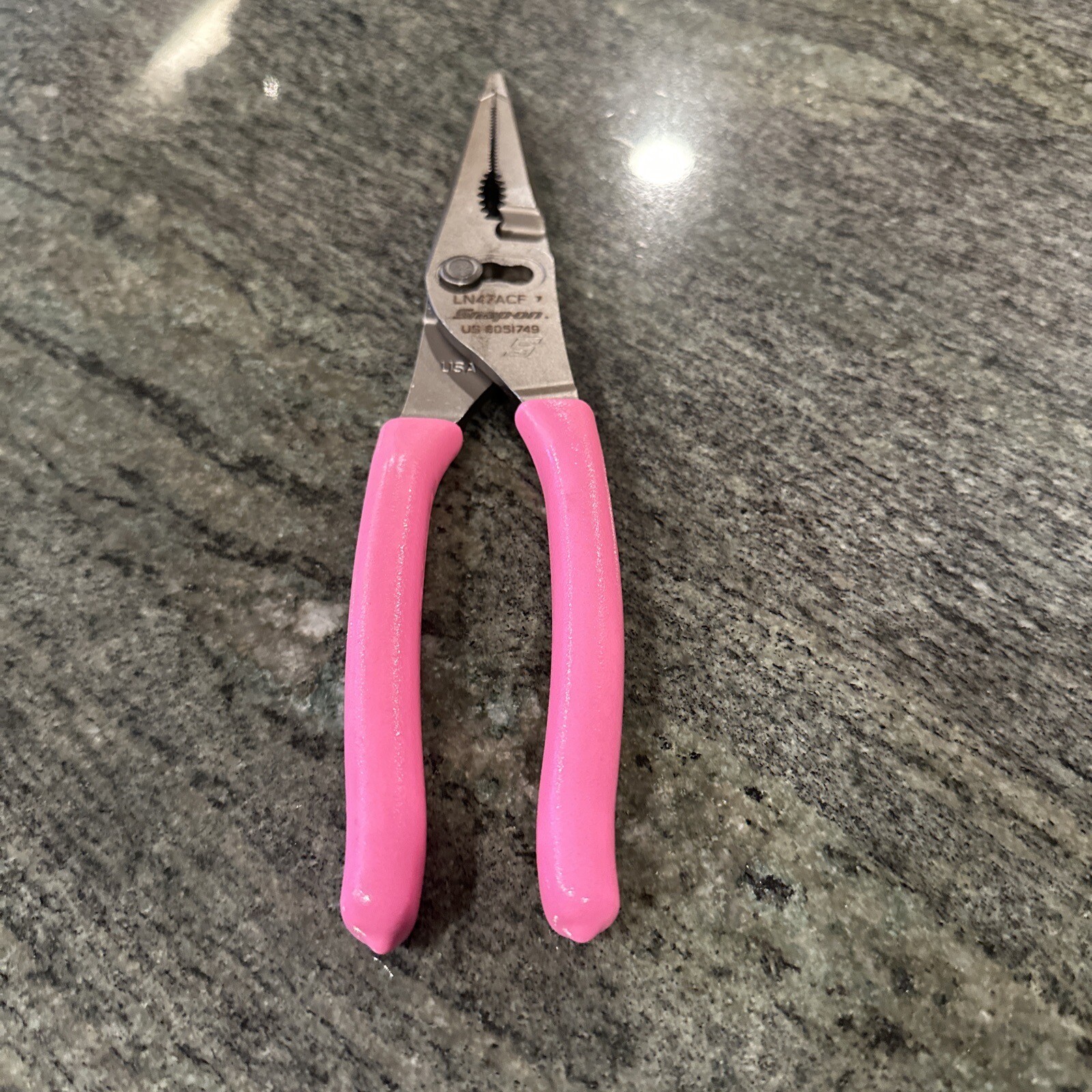 Snap On ln47acf 9” talon grip long nose slip joint pliers pink new