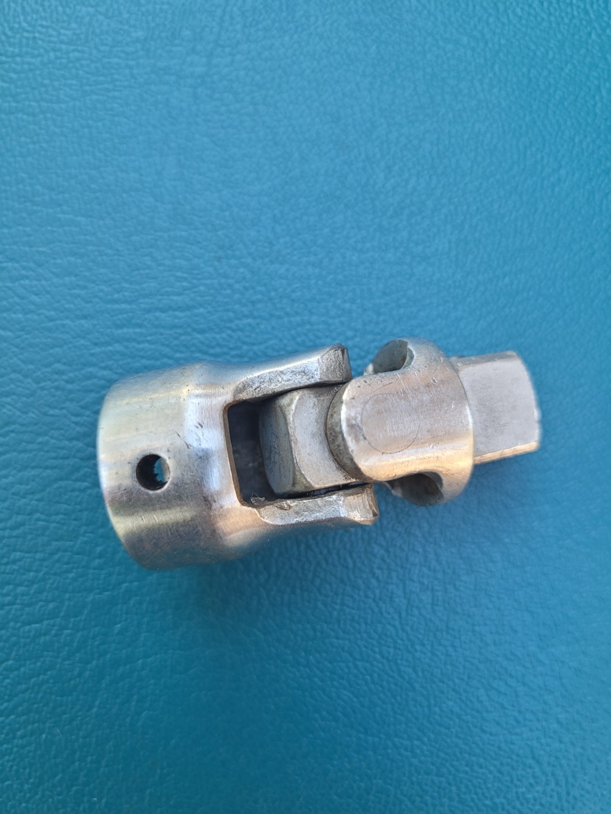 PLOMB Tools 5470 1/2″ Drive Universal Swivel Socket Joint Adapter. USA.