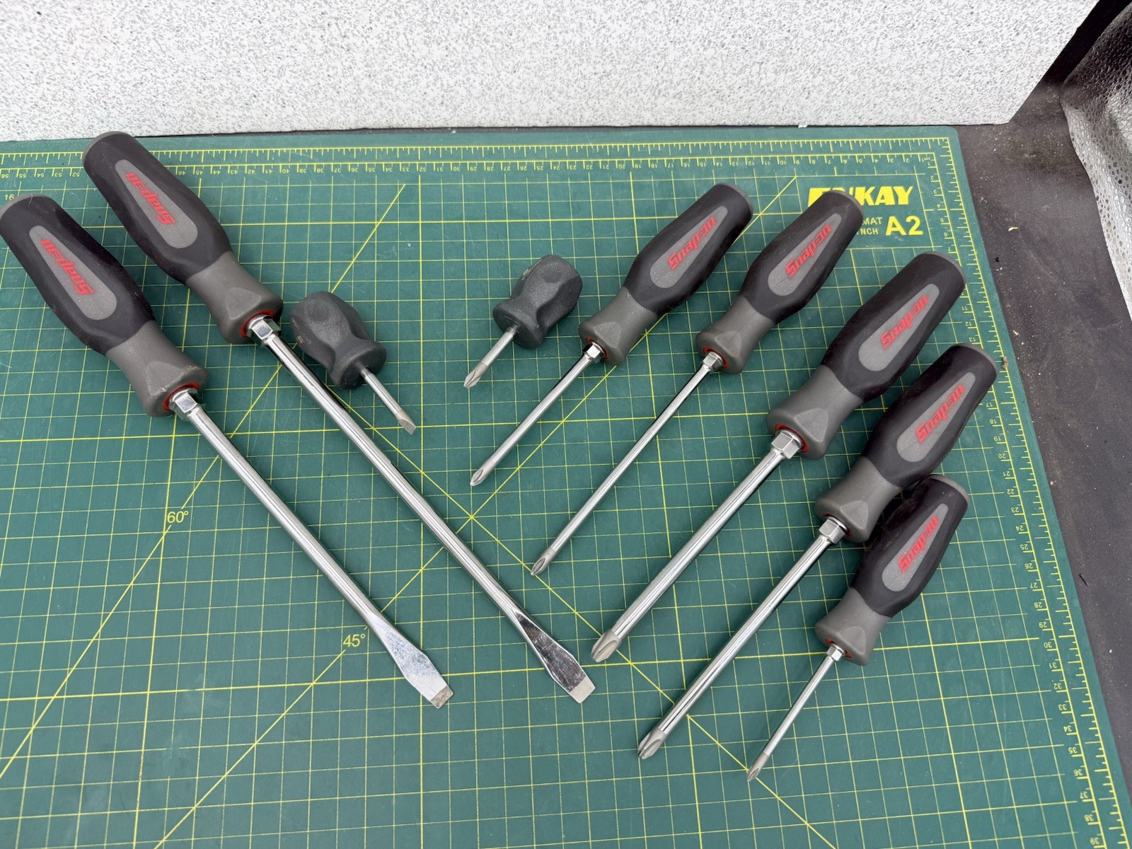 Snap-On Tools 9pc Dark Titanium Instinct Soft Grip Screwdriver Set – USA