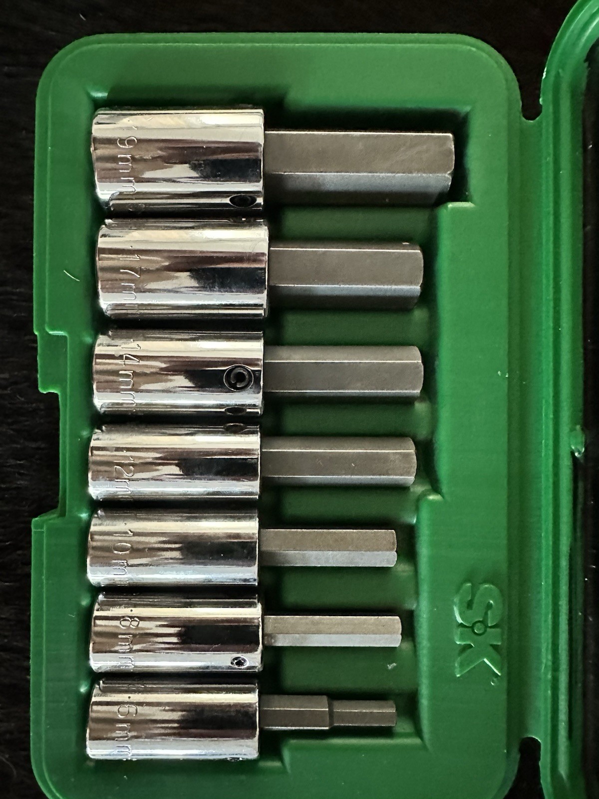 🇺🇸 SK Tools USA 41427 7pc 1/2″ Drive Metric 6-19mm Hex Bit Socket Set.