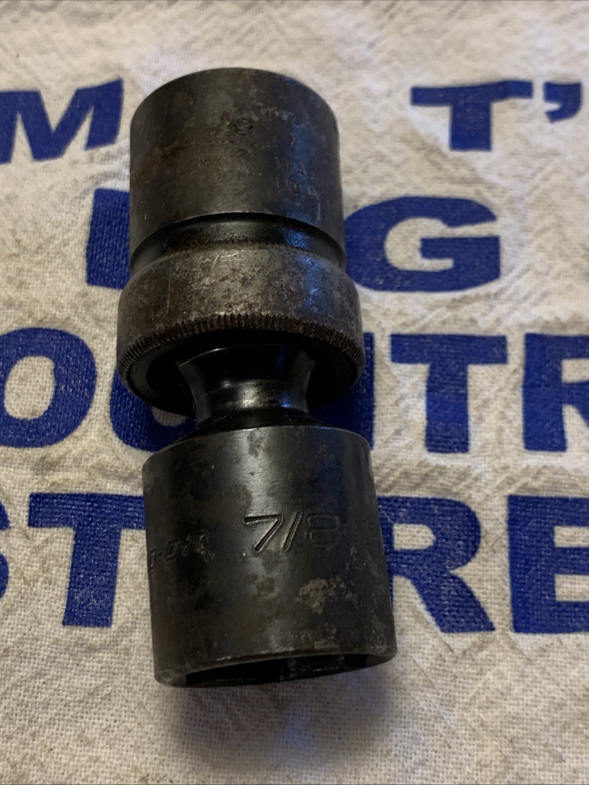2006 Snap-on Tools USA 1/2″ Drive SAE 7/8″ 6pt Impact Swivel Socket IPL28B