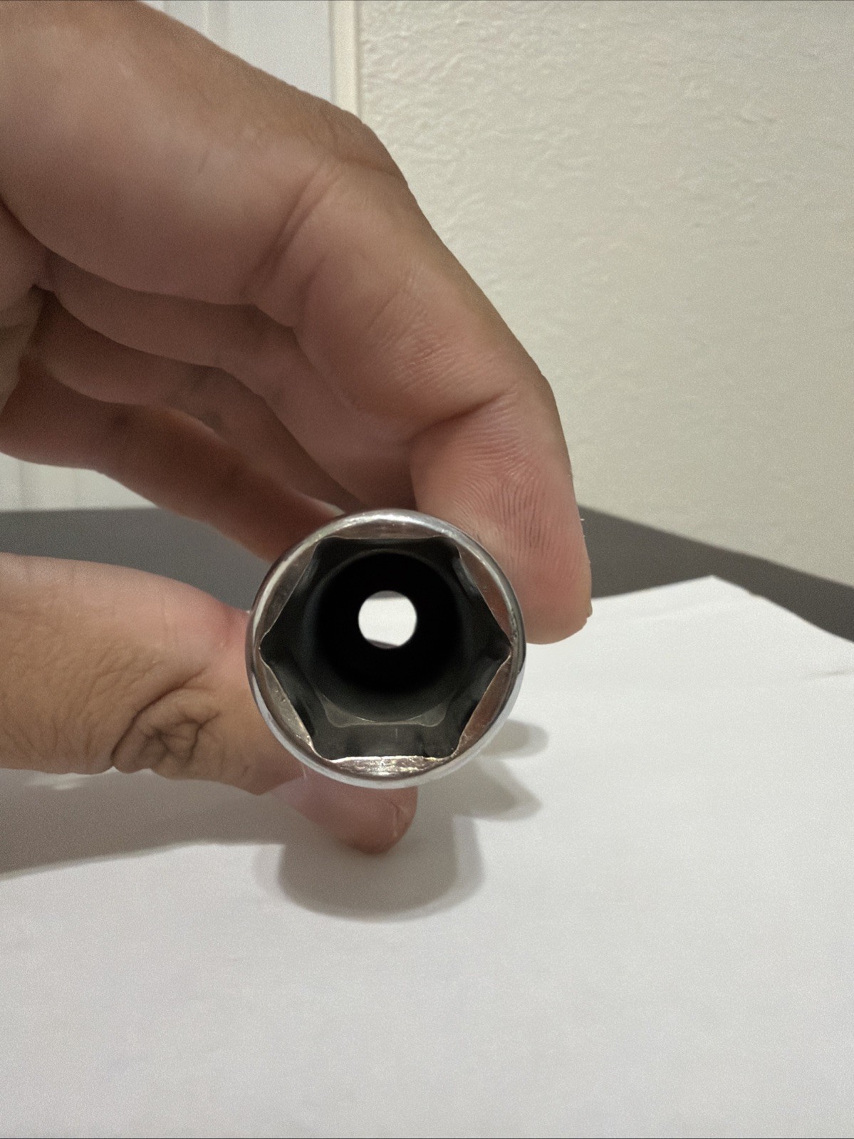 Snap-on 3/8″ Drive 6-Point Metric 19 mm Flank Drive Deep Socket SFSM19