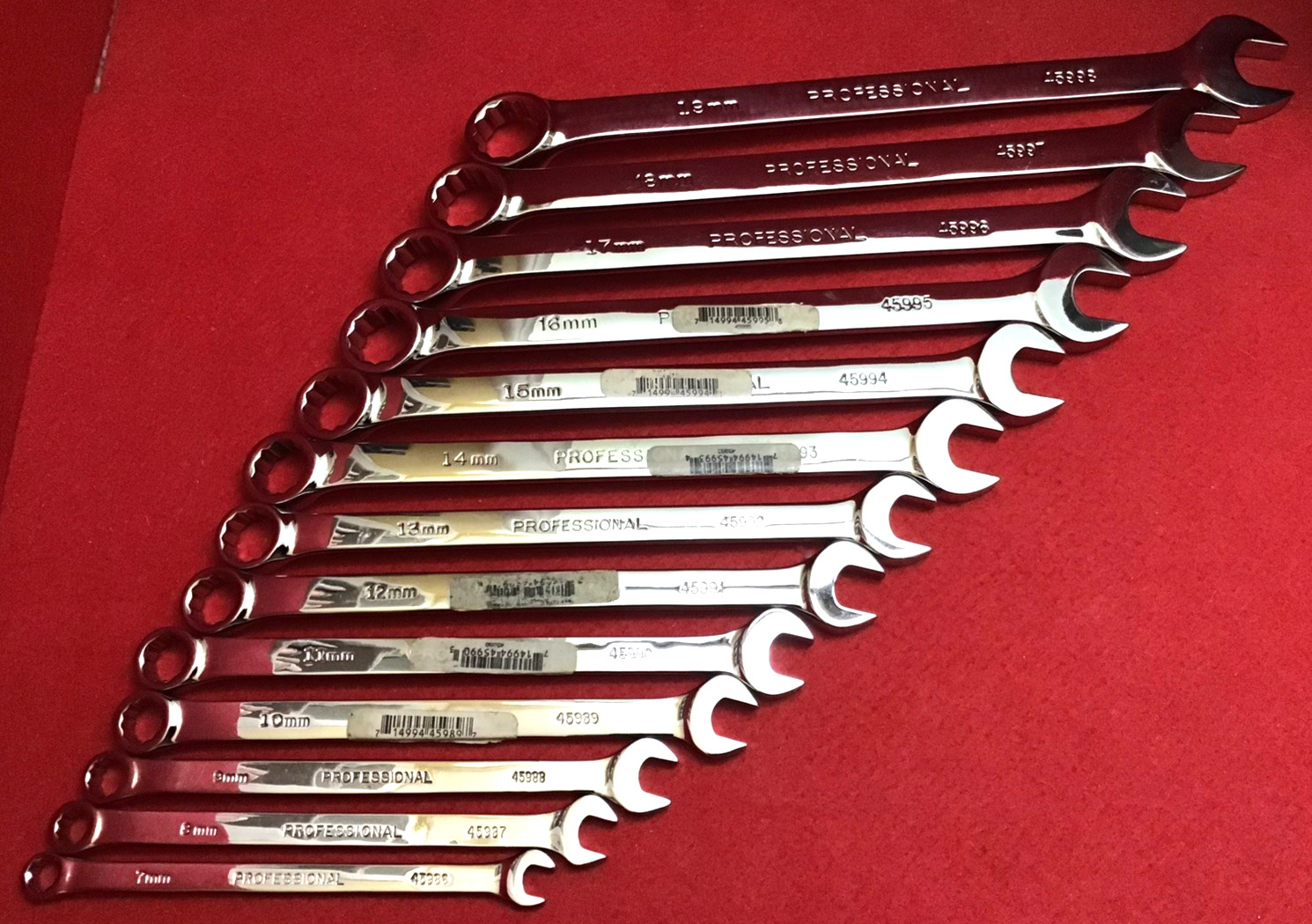 NEW CRAFTSMAN PROFESIONAL 13 PIECE COMBINATION WRENCH SET 12PT METRIC 7mm – 19mm
