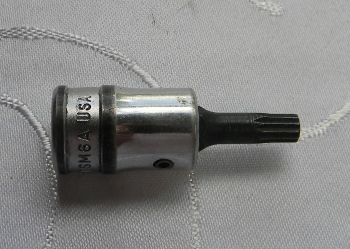 SNAP-ON 3/8″ DRIVE 6MM METRIC STANDARD TRIPLE SQUARE BIT SOCKET #FTSM6A USA