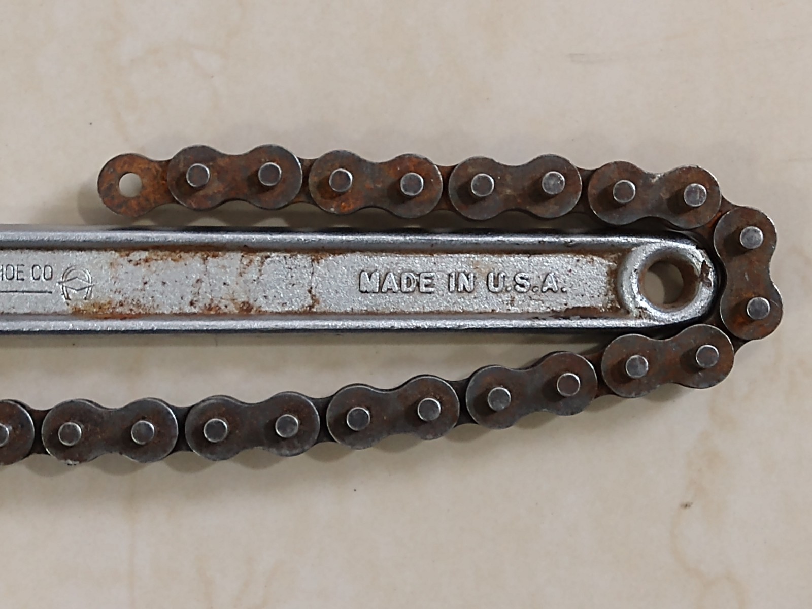 DIAMOND TOOLS CW15, CHAIN WRENCH, 15″L. HANDLE.
