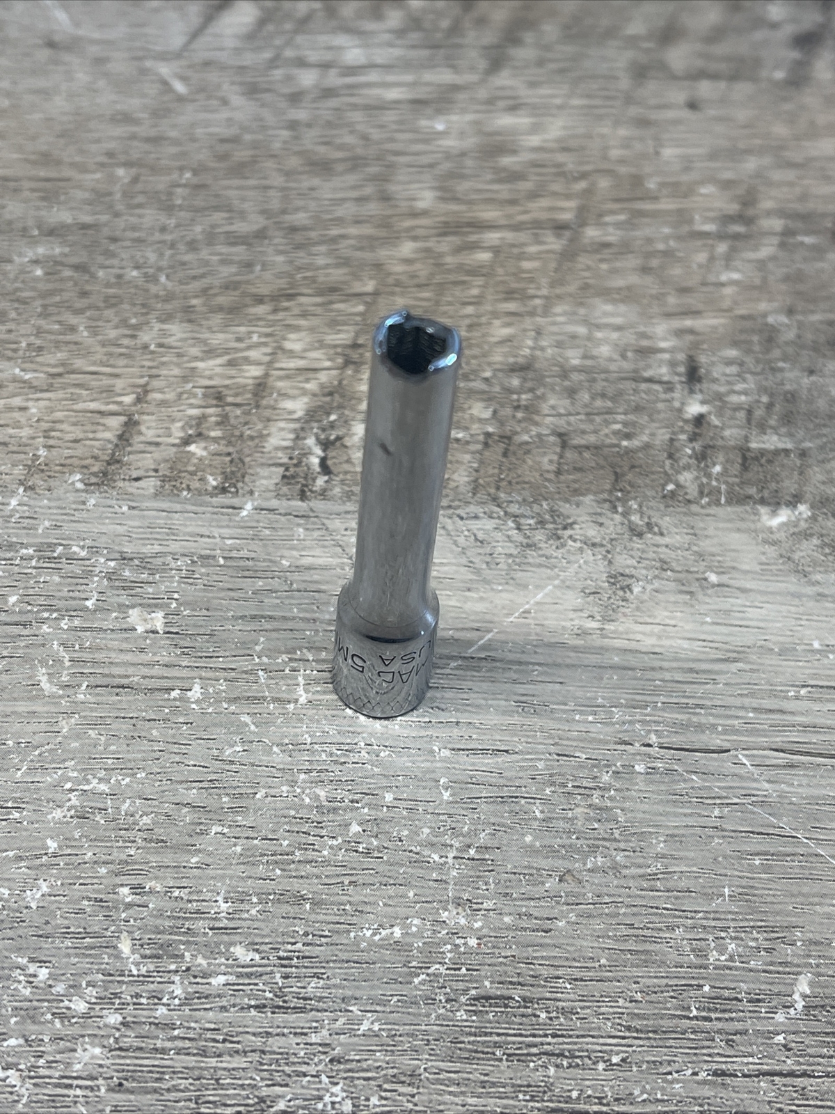 Mac Tools USA 1/4″ Drive 5mm Metric 6 Point Deep Modified Socket MD65MM
