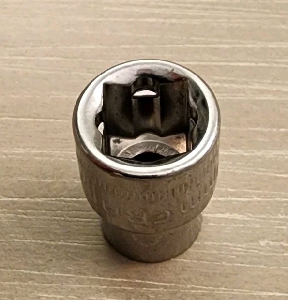 Craftsman 9mm Socket 12 Point 3/8″ Drive S-AD 44301