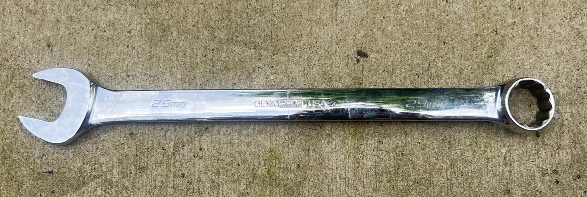 Snap-On 29 mm 12-Point Metric Combo Wrench. OEXM290B. (2B1)
