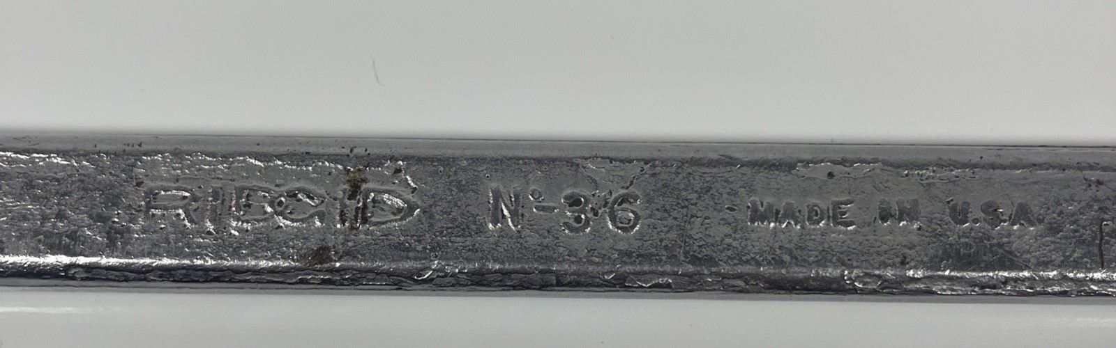 Ridgid No.-36 Box End Offset Wrench 1-1/8″