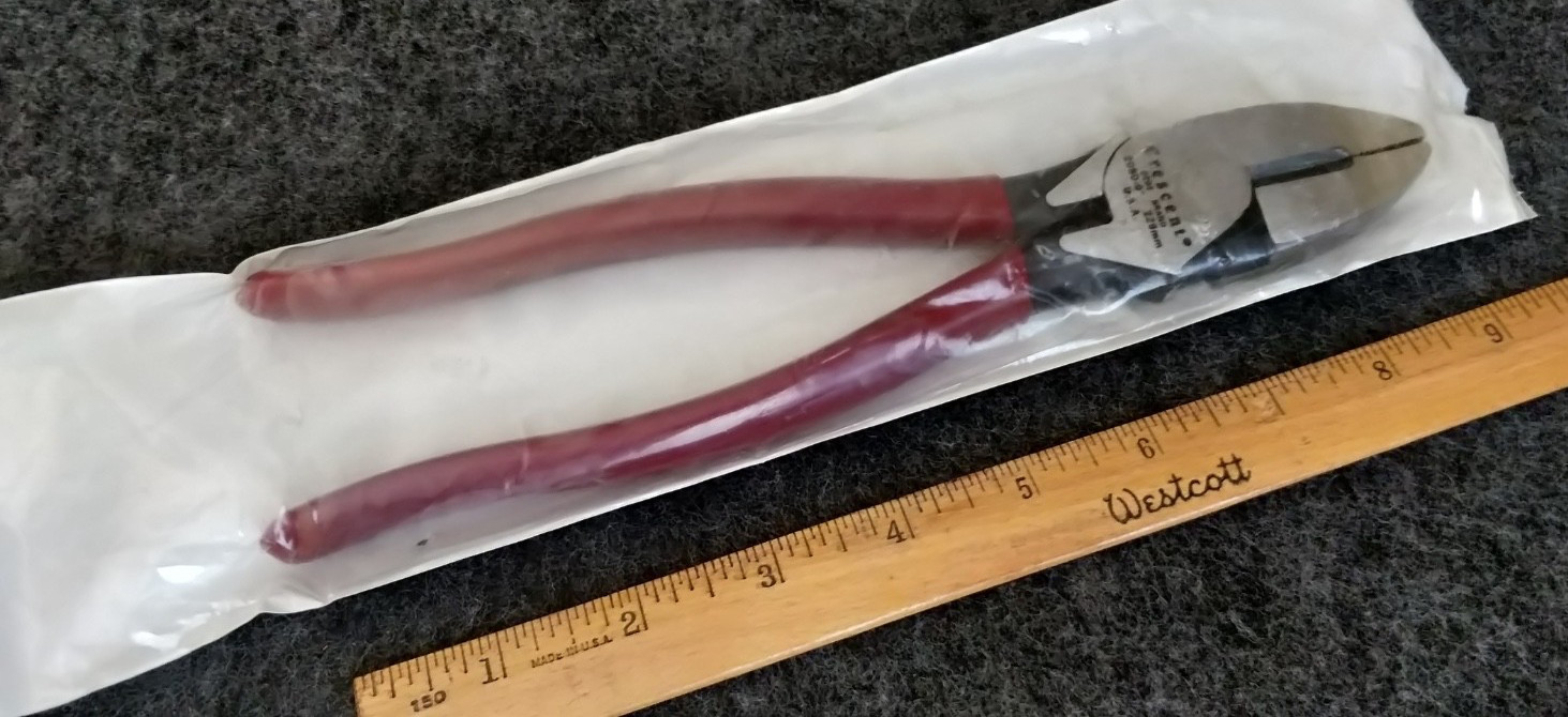 Crescent 9″ Lineman’s Pliers W/ Cutters Red Handle 2050-9CV USA