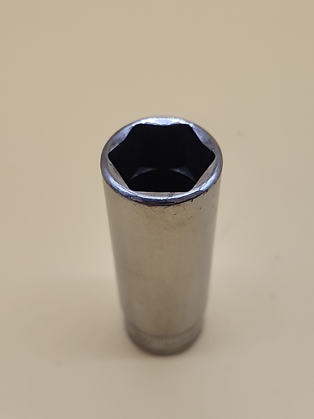 Snap-on Tools SFSM18 3/8 Dr 6Pt Metric 18mm Flank Dr Deep Chrome Socket USA