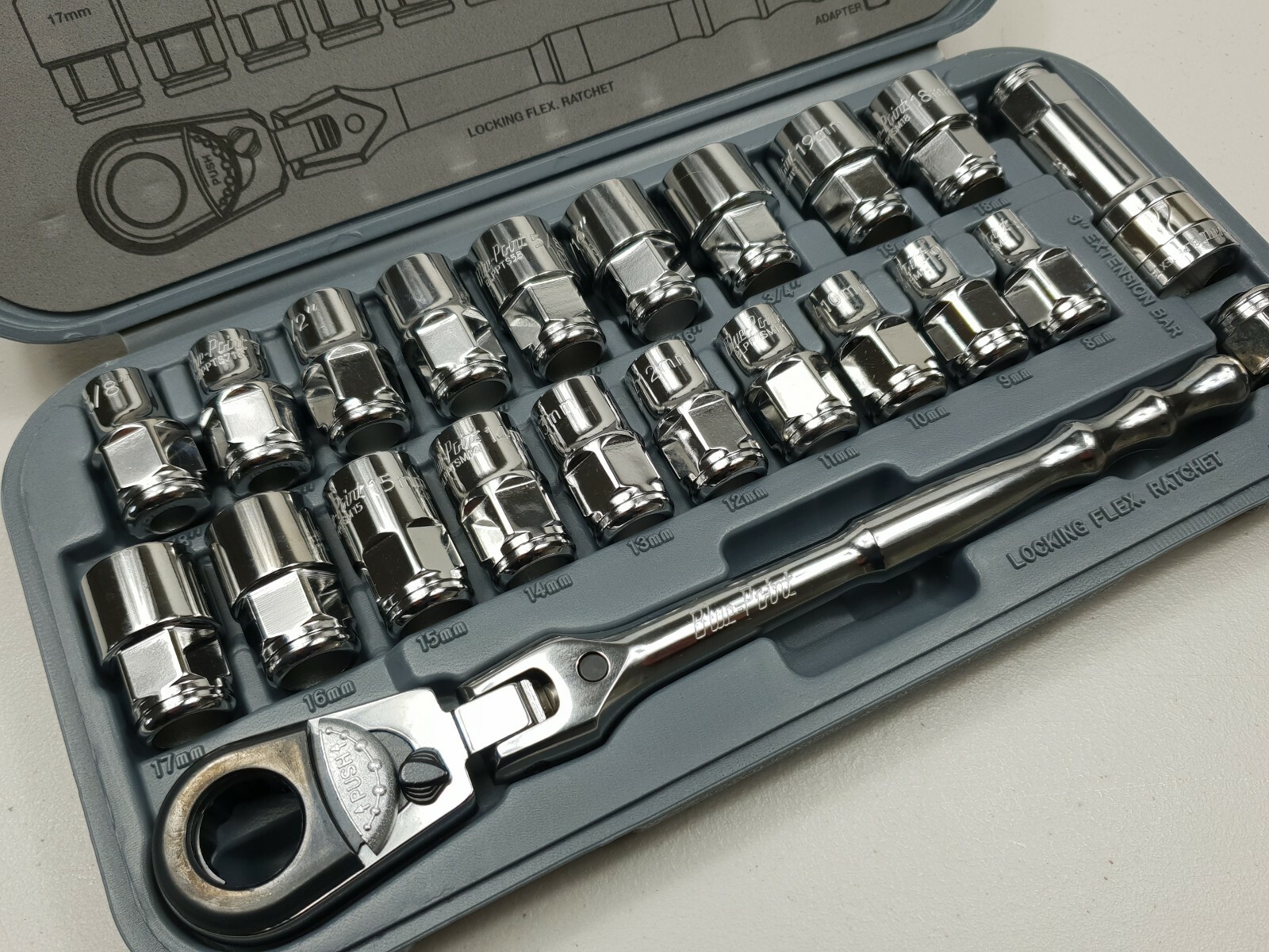 Blue Point 22pc 3/8″ PASS THRU Socket Set – As sold by Snap On.
