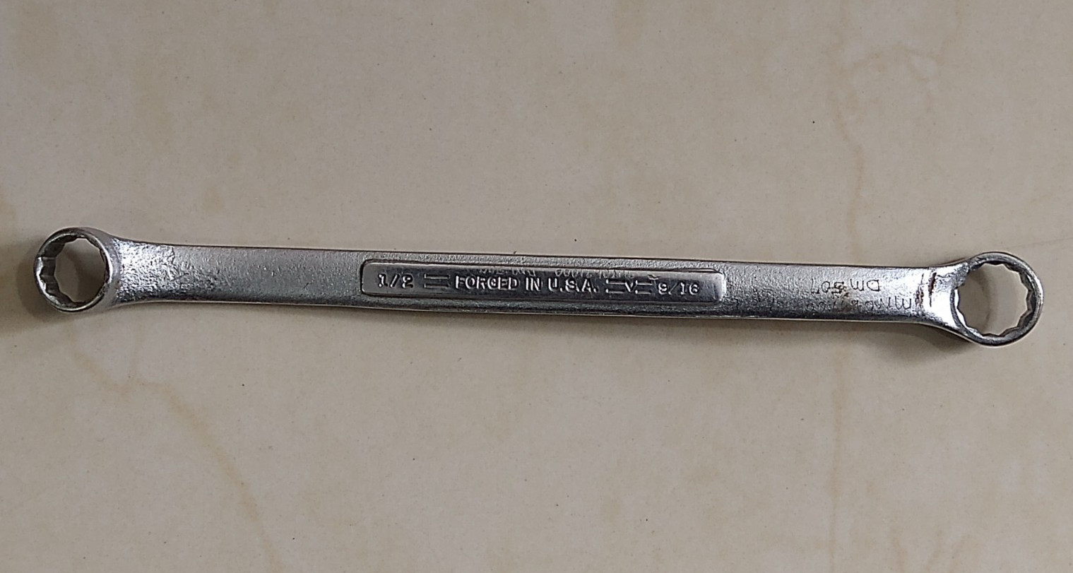 CRAFTSMAN TOOLS USA V, 1/2″ x 9/16″ DBL OFFSET BOX WRENCH, 8.6″ LONG, 12 POINT.