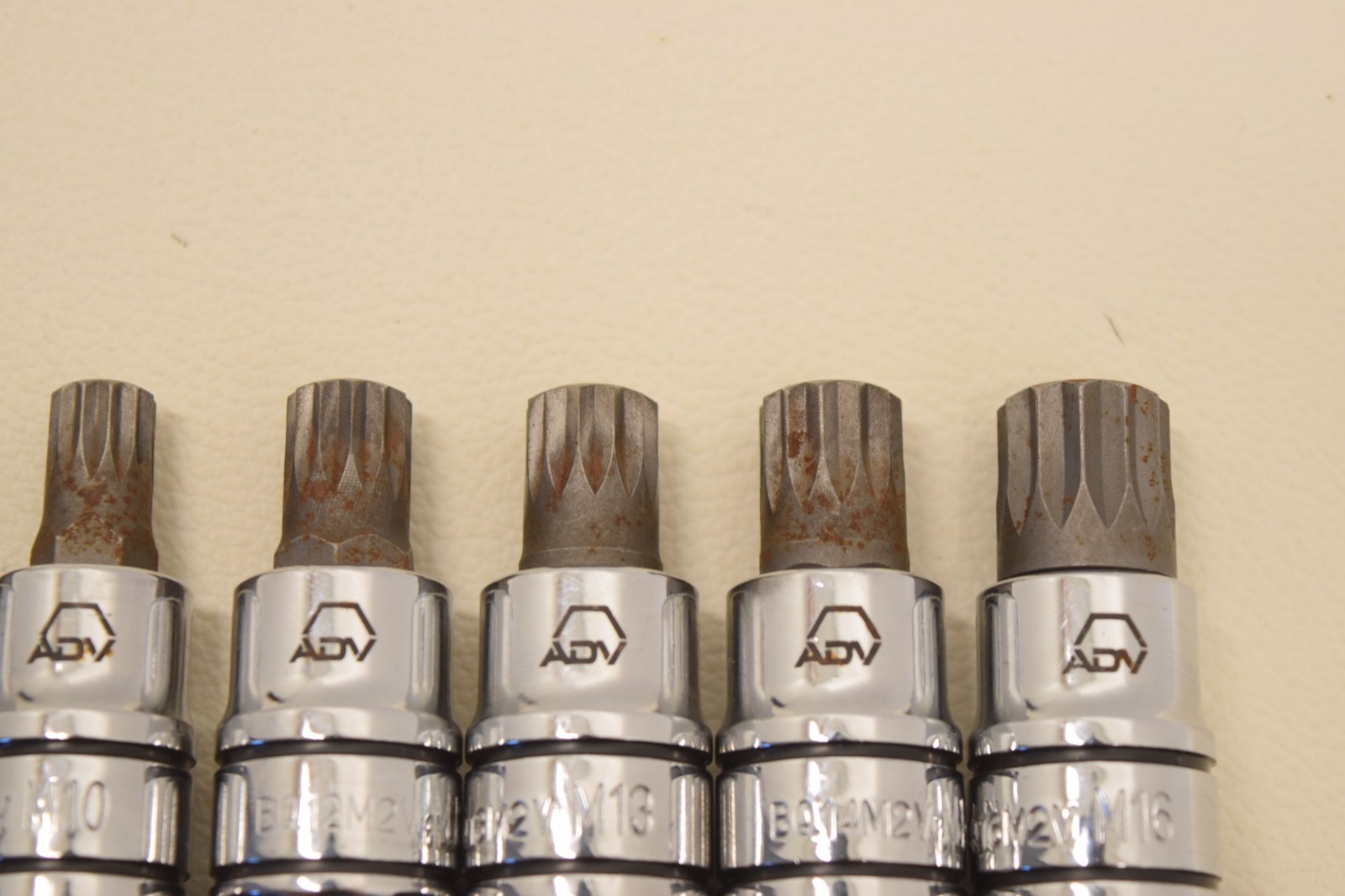 Matco Tools SQM92V 9 Piece 3/8″ Drive Triple Square Bit Socket Set 12 Point USED