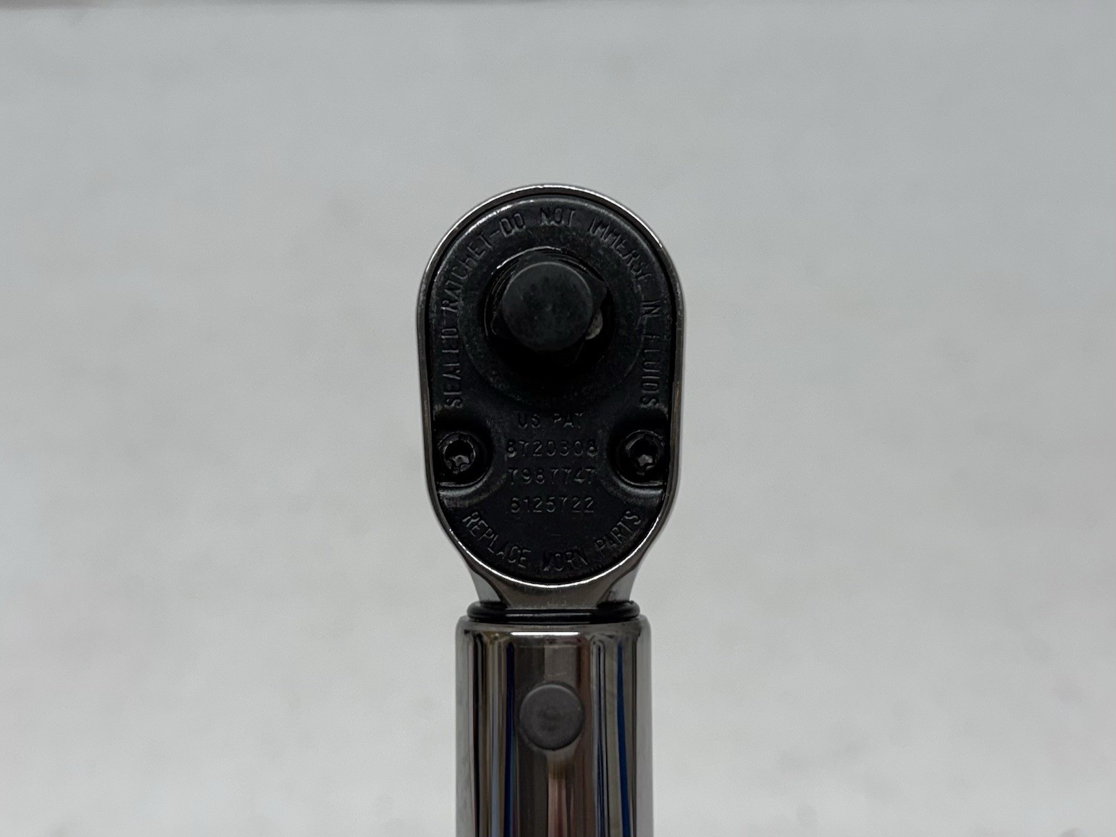 Snap On 3/8” Dr RED Adjustable Click Type Torque Wrench #QE2R100R