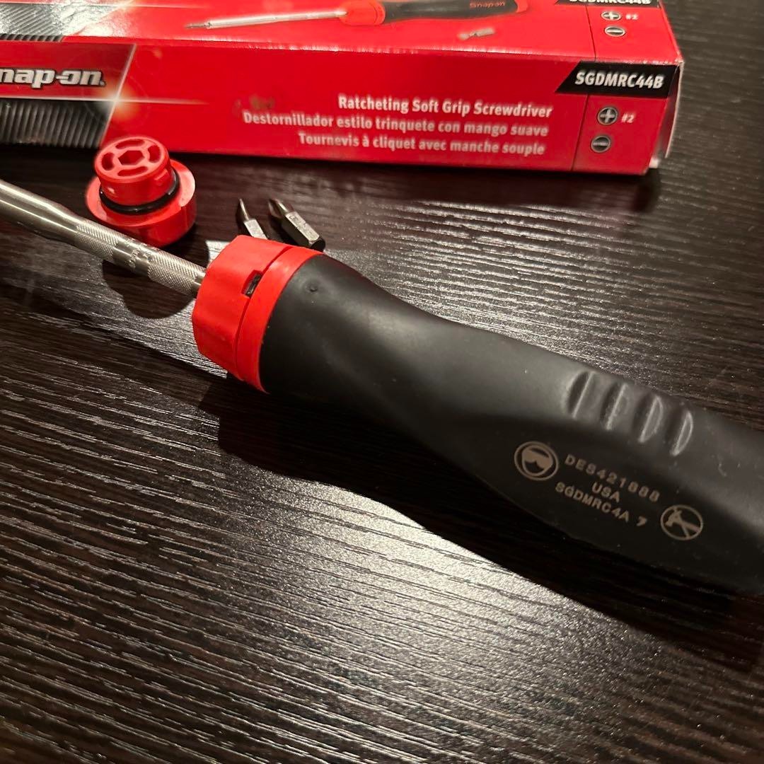 Snap-on SGDMRC44B Soft Grip Ratcheting Screwdriver Red 9-3/4″ Length