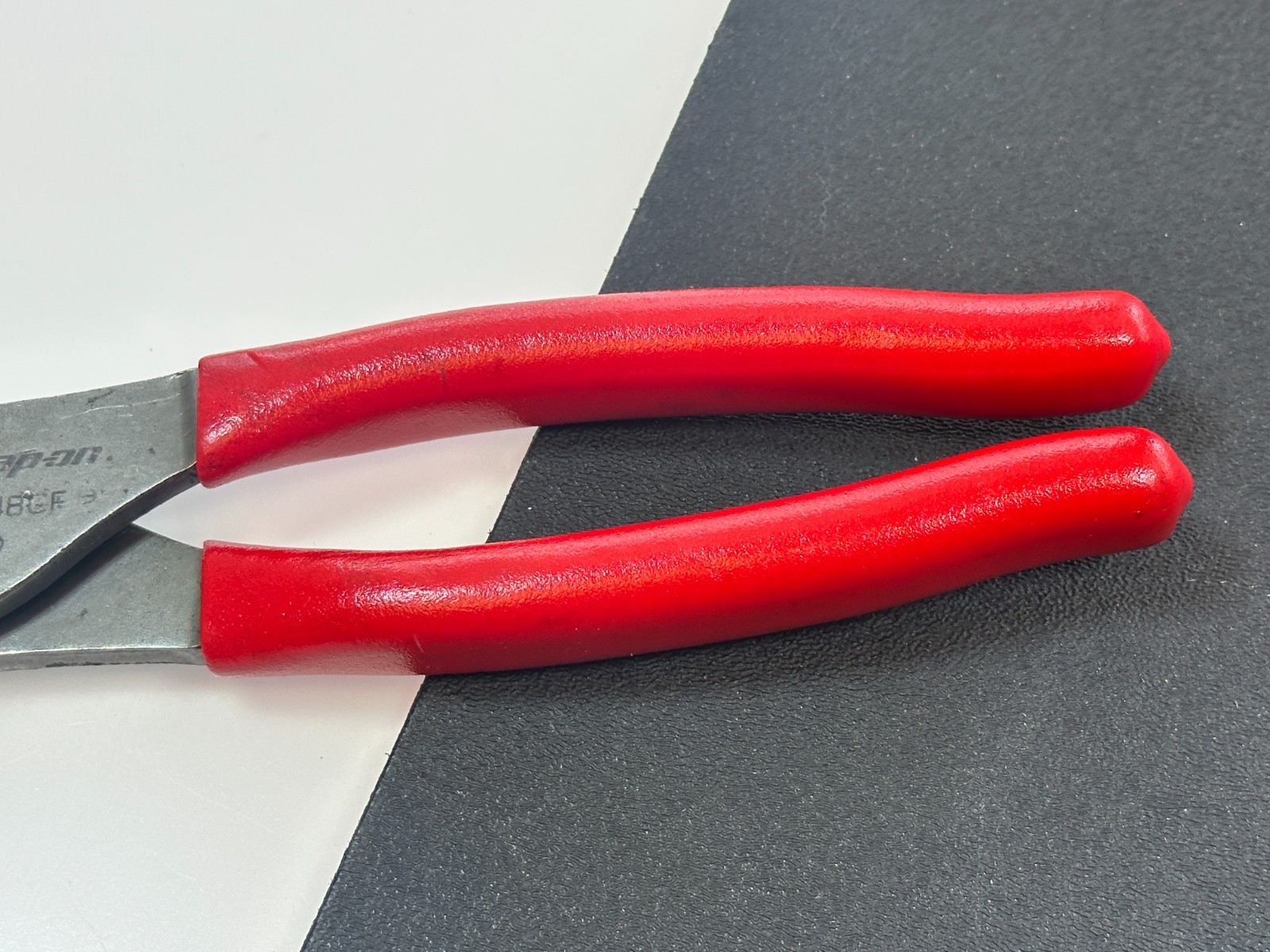 🇺🇸 Snap On Tools USA RED Comfort Grip 8″ Universal Hose Clamp Pliers, HCP48CF