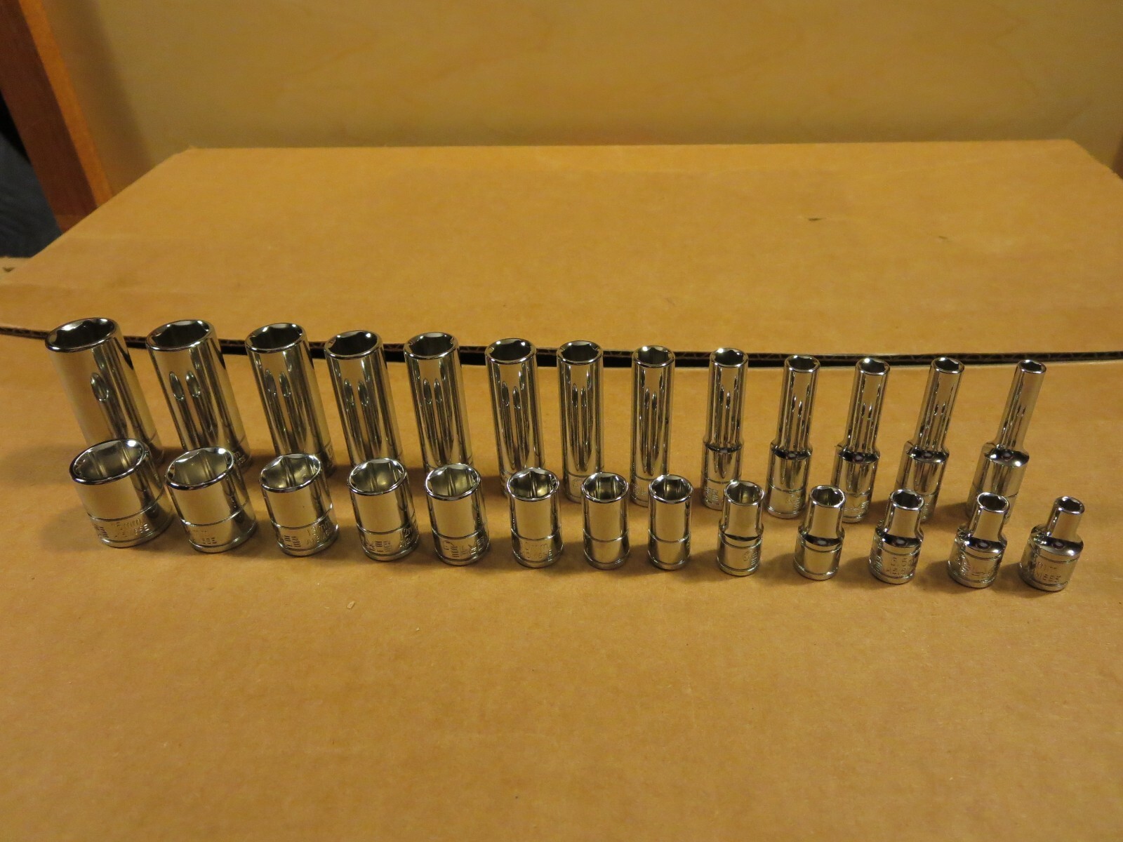 MATCO SILVER EAGLE 1/4″ DRIVE 26-PC METRIC 6 point SOCKET set w/ 2 extensions