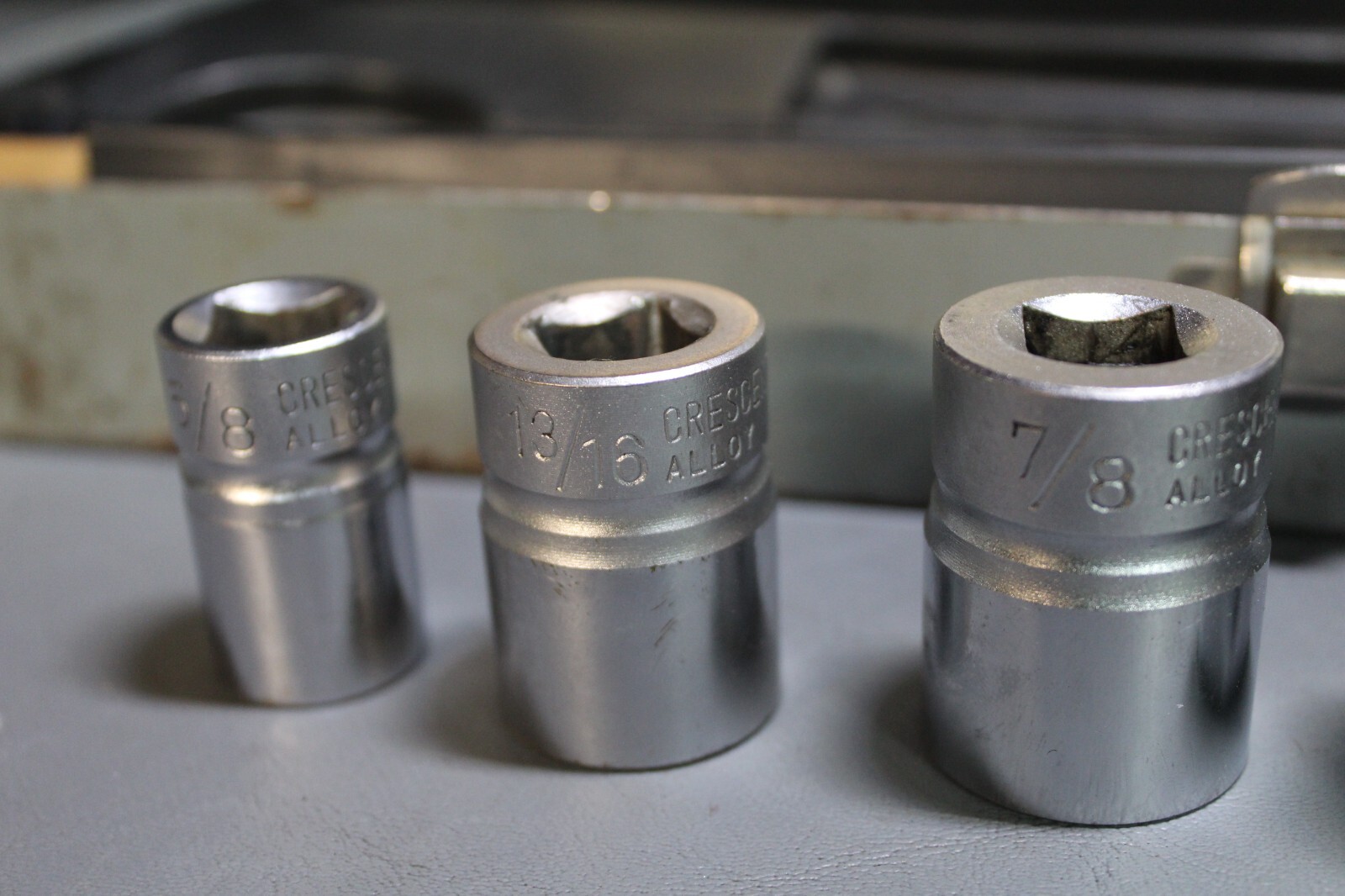 7-Piece Crescent 1/2″ Drive Socket Set in Metal Case LSB-12 Chrome Alloy Vintage