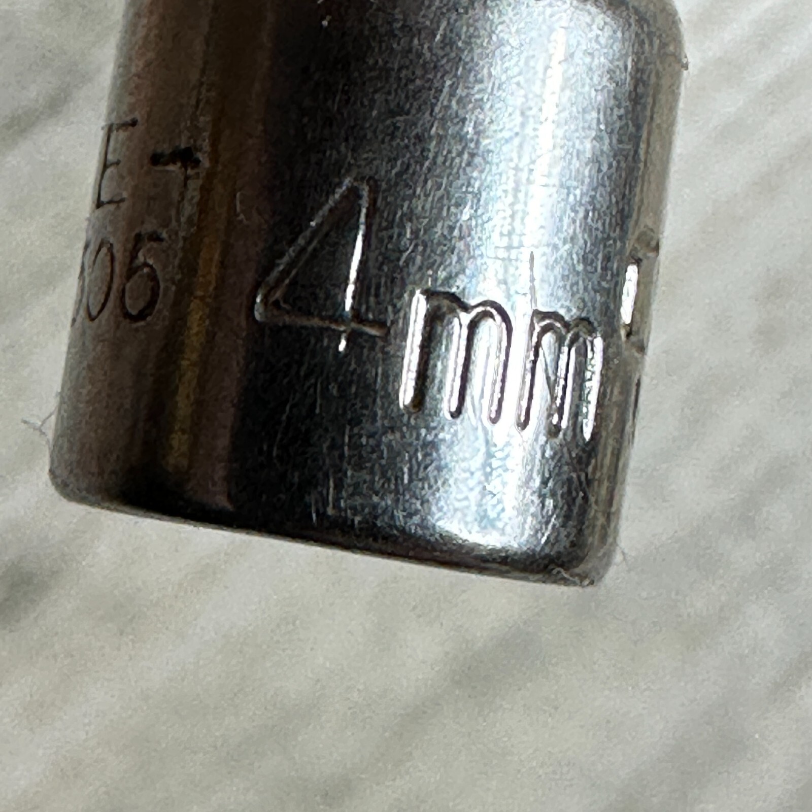 Craftsman USA 4mm Metric 6 Point 1/4″ Drive Shallow Socket 43505 EE Series