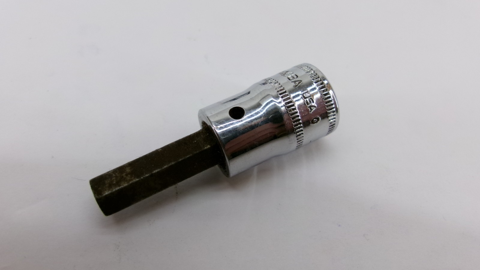 Snap-on tools USA 3/8″ drive 8mm metric Hex Bit Socket Driver FAM8A Nice!