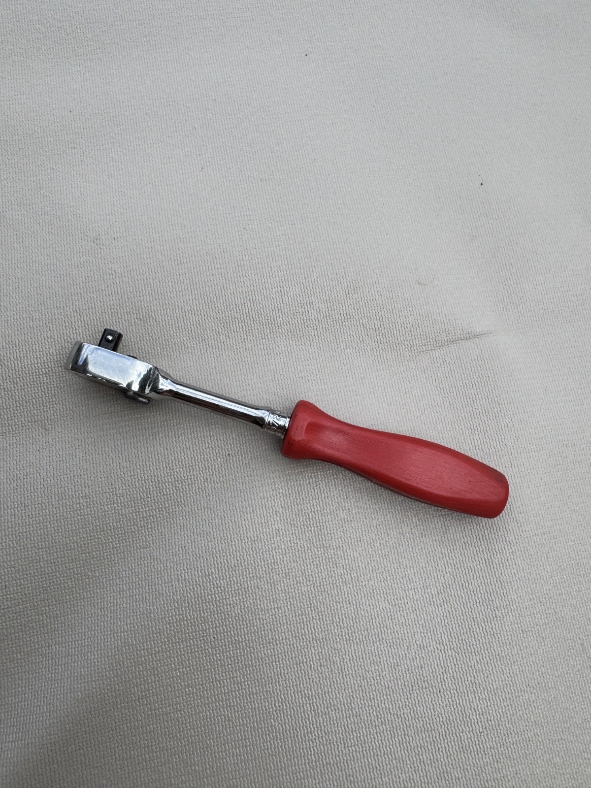 Snap-on™ 1/4″ Drive Red Hard Handle Ratchet THLD72