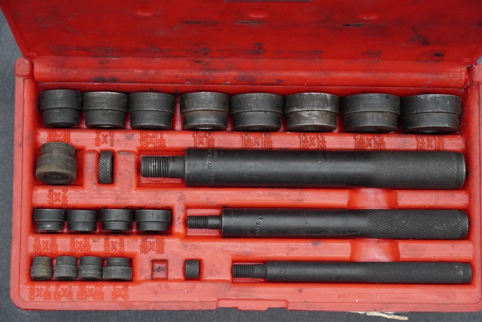 Snap On Bushing Driver Standard 22-Pieces Set With Storage Case A157C