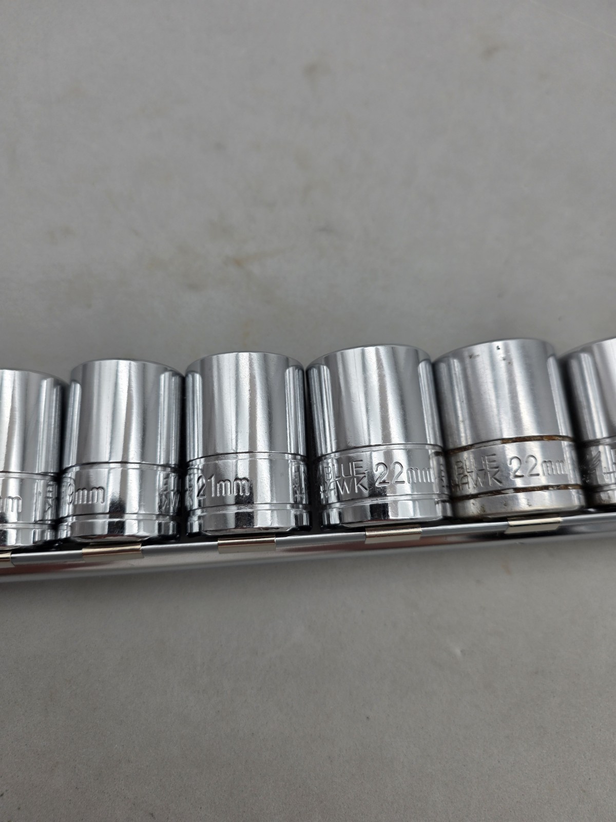 Blue Hawk Tools Chrome 1/2″ Dr. Socket Set 10 Piece 25,24,22,21,19,17,16,13,11mm