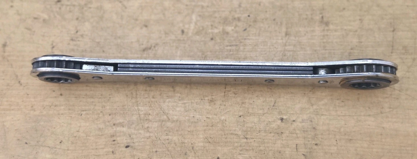 Snap On RBM1415C – 14mm X 15mm Flat 12 Pt Ratcheting Double Box End Wrench