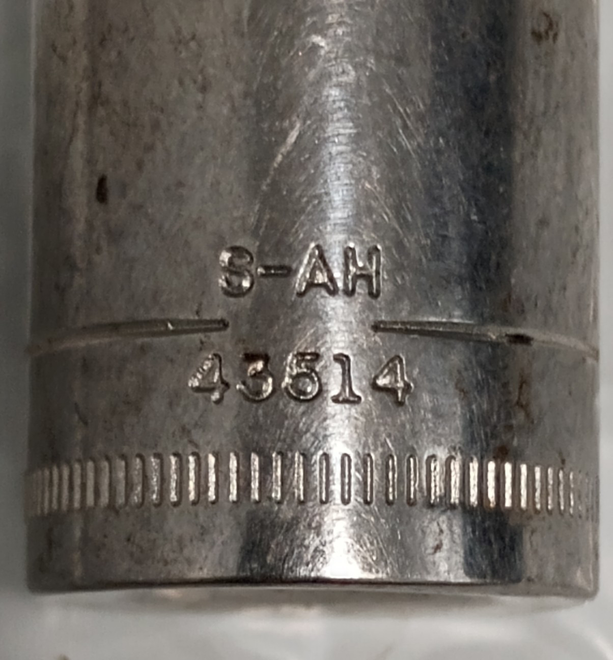 CRAFTSMAN TOOLS USA SAH43514, 3/8″ DRIVE, 13MM. SOCKET, SHALLOW, 6 POINT.