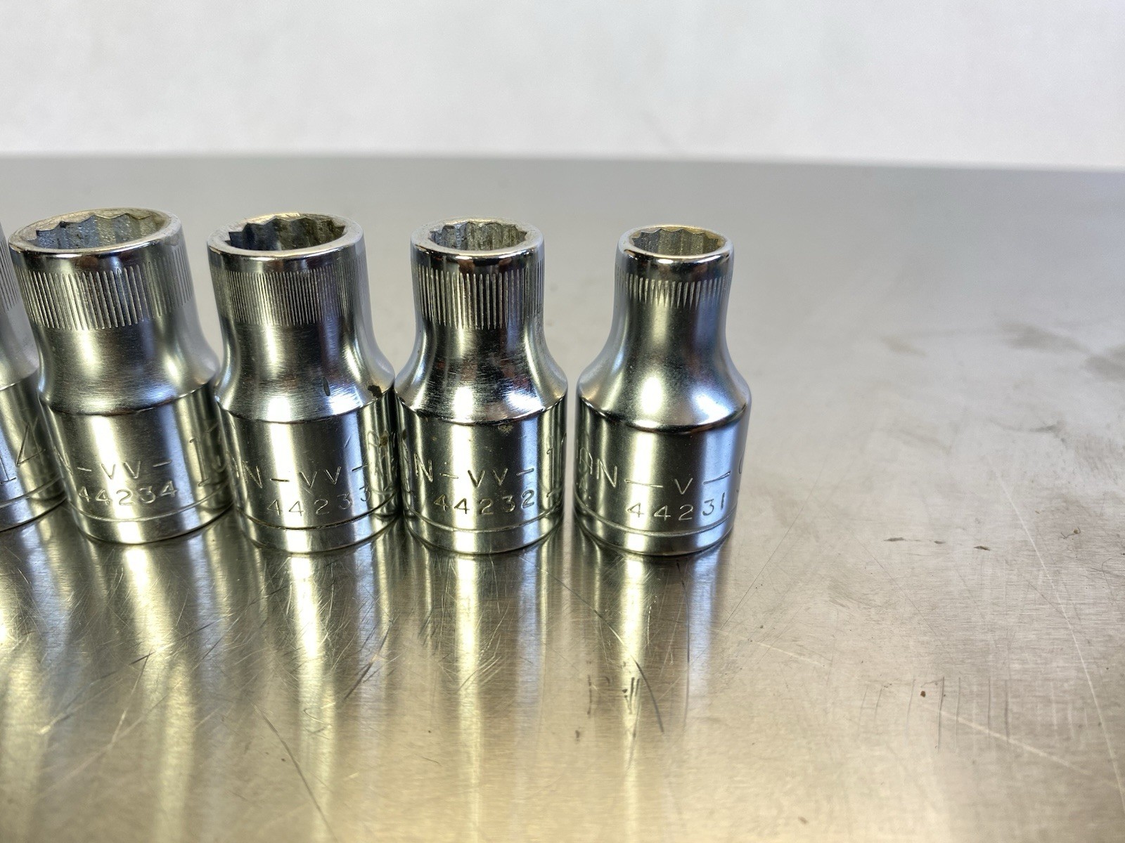Vntg Craftsman 1/2″ =VV= 12 Pt Shallow Metric Sockets 9,10,12,13,14,15,17,19mm
